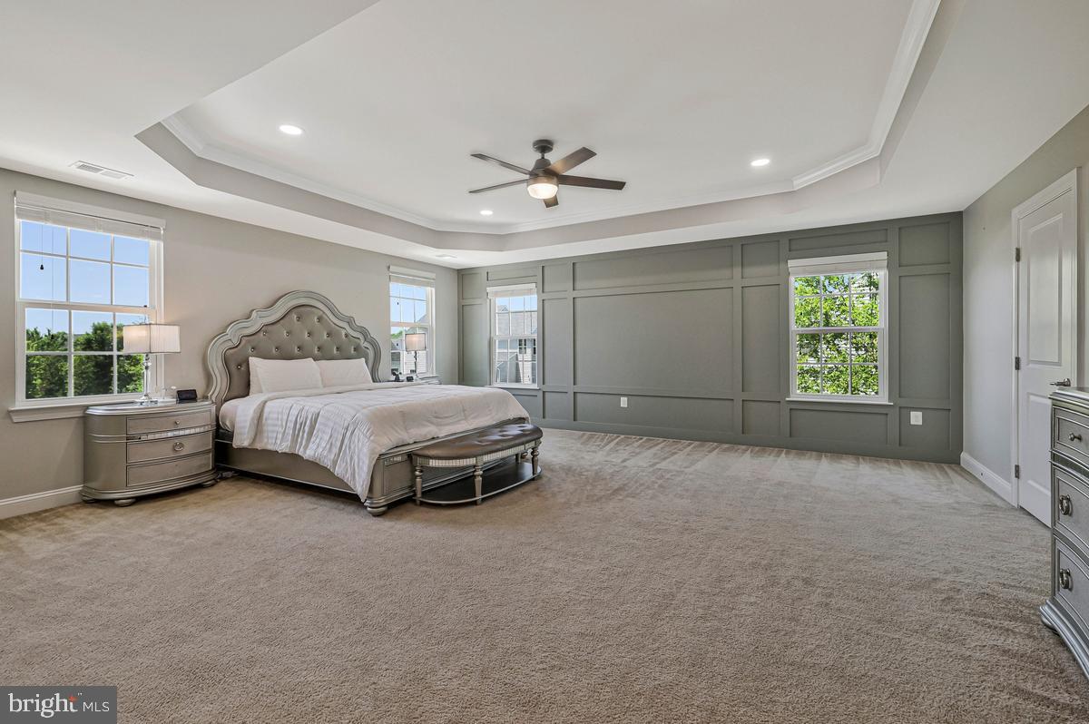 DAWSON'S CORNER - Residential