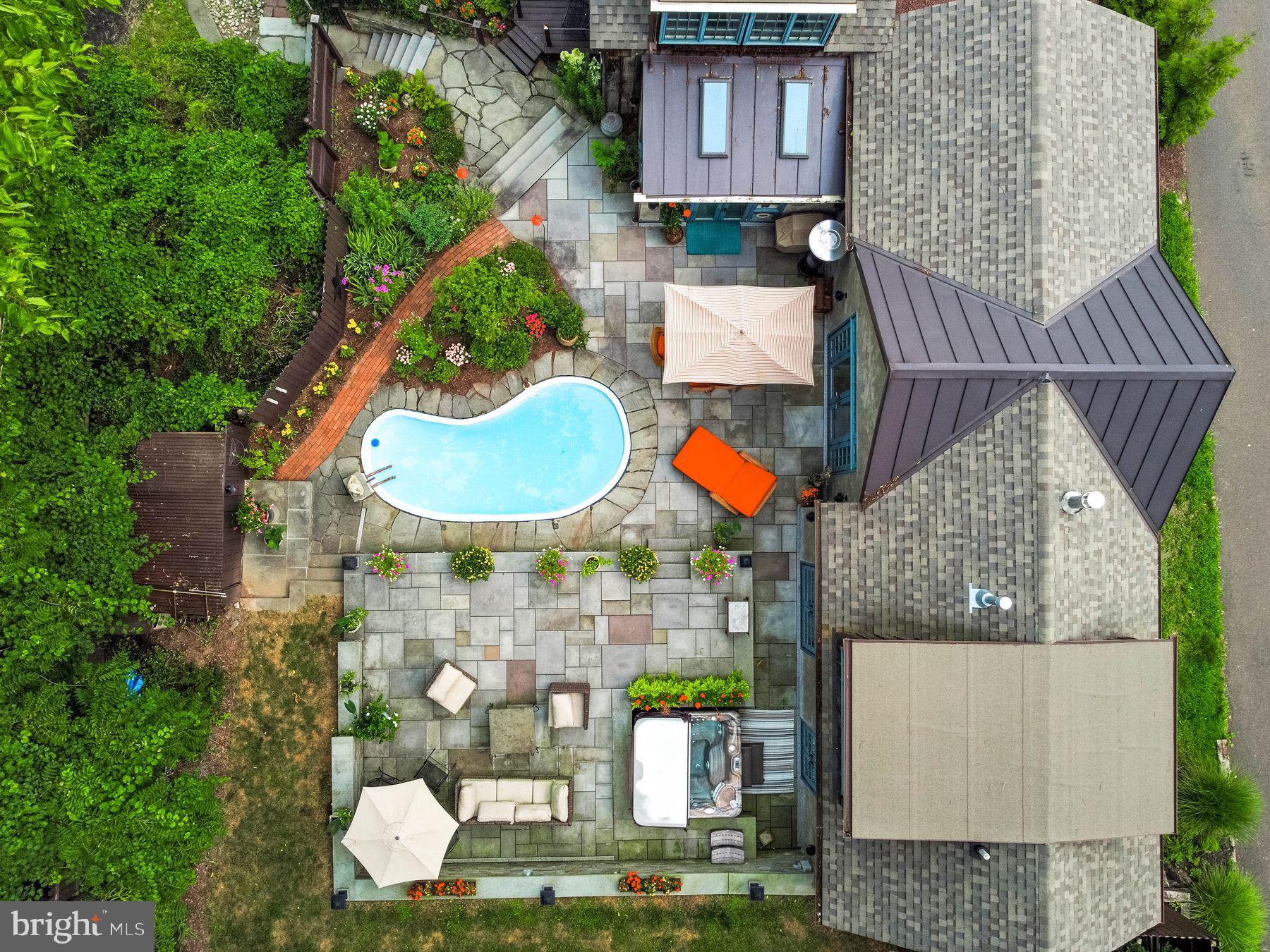000 - Residential