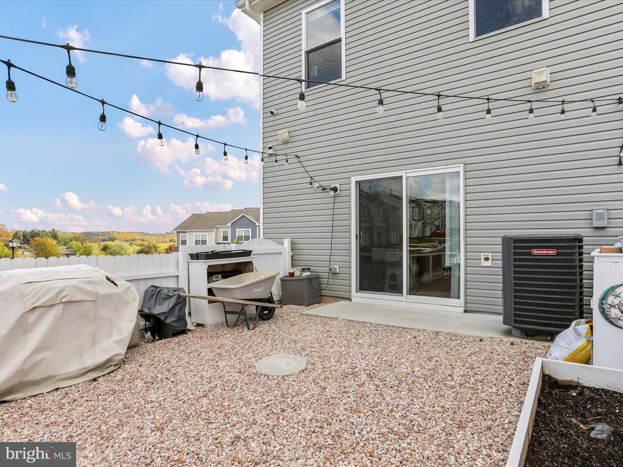 HOMEPLACE AT RIVERSIDE - Residential