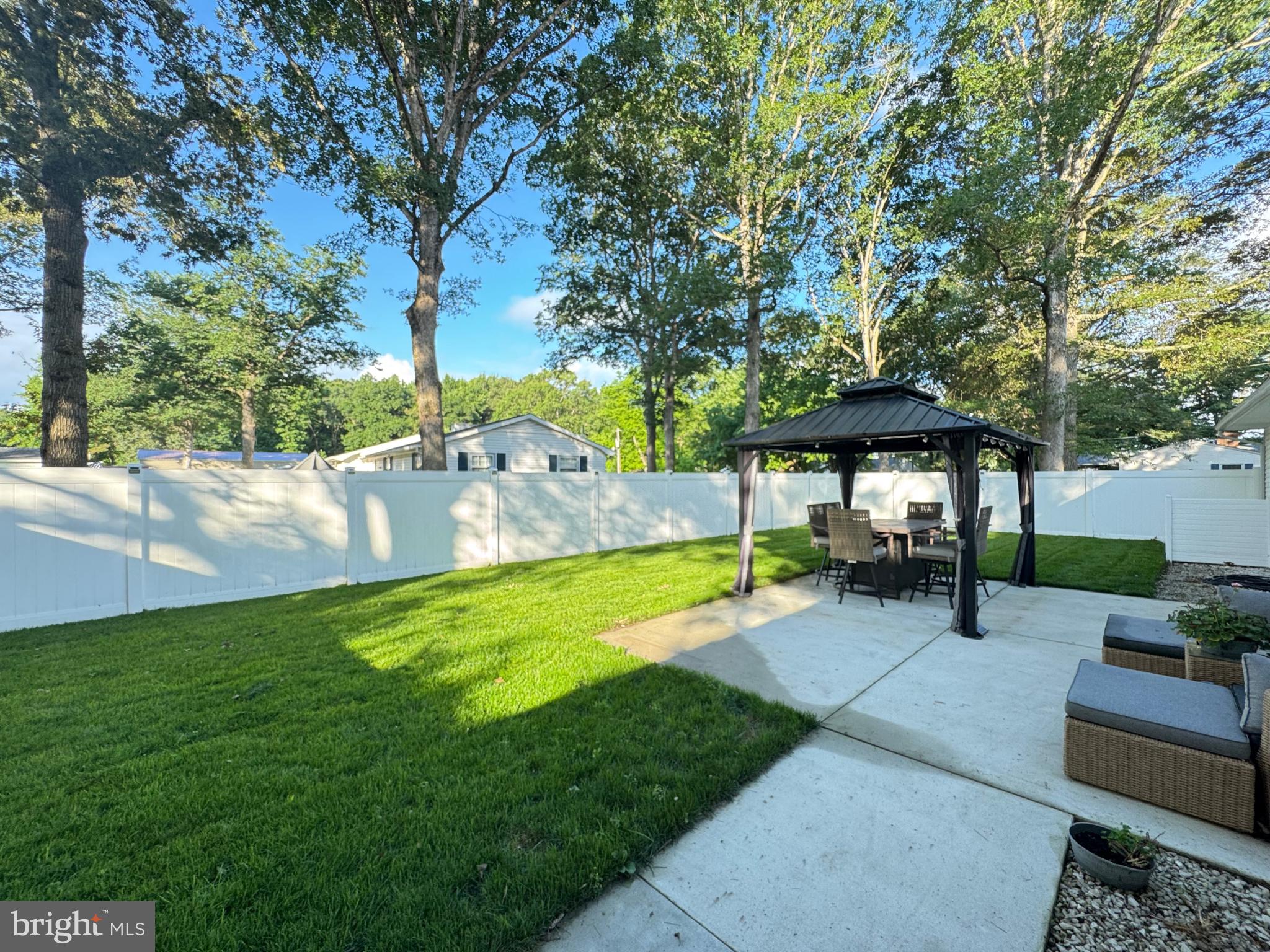 PINEY GROVE MANOR - Residential