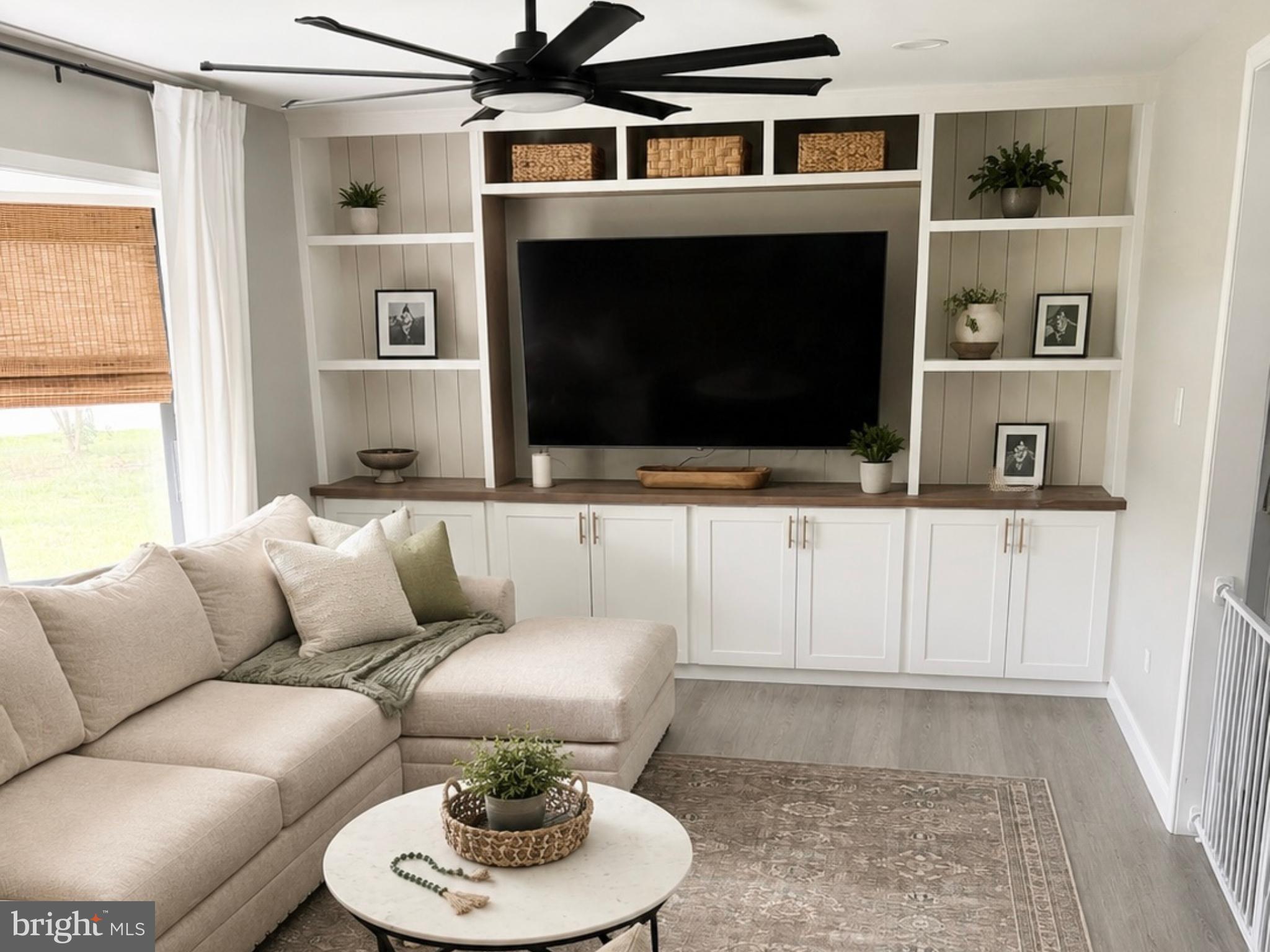 PINEY GROVE MANOR - Residential