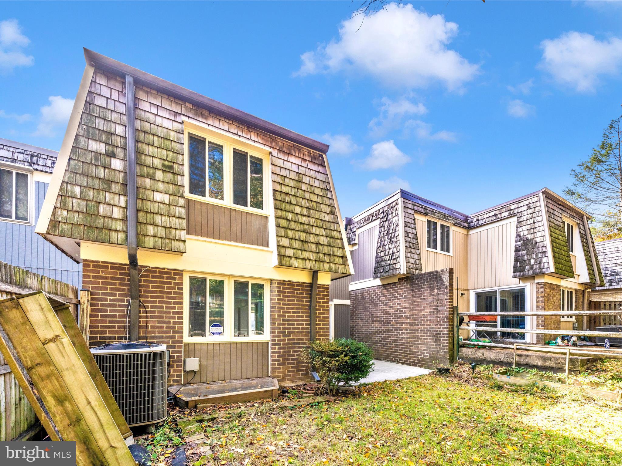 STEDWICK TOWNHOUSES - Residential