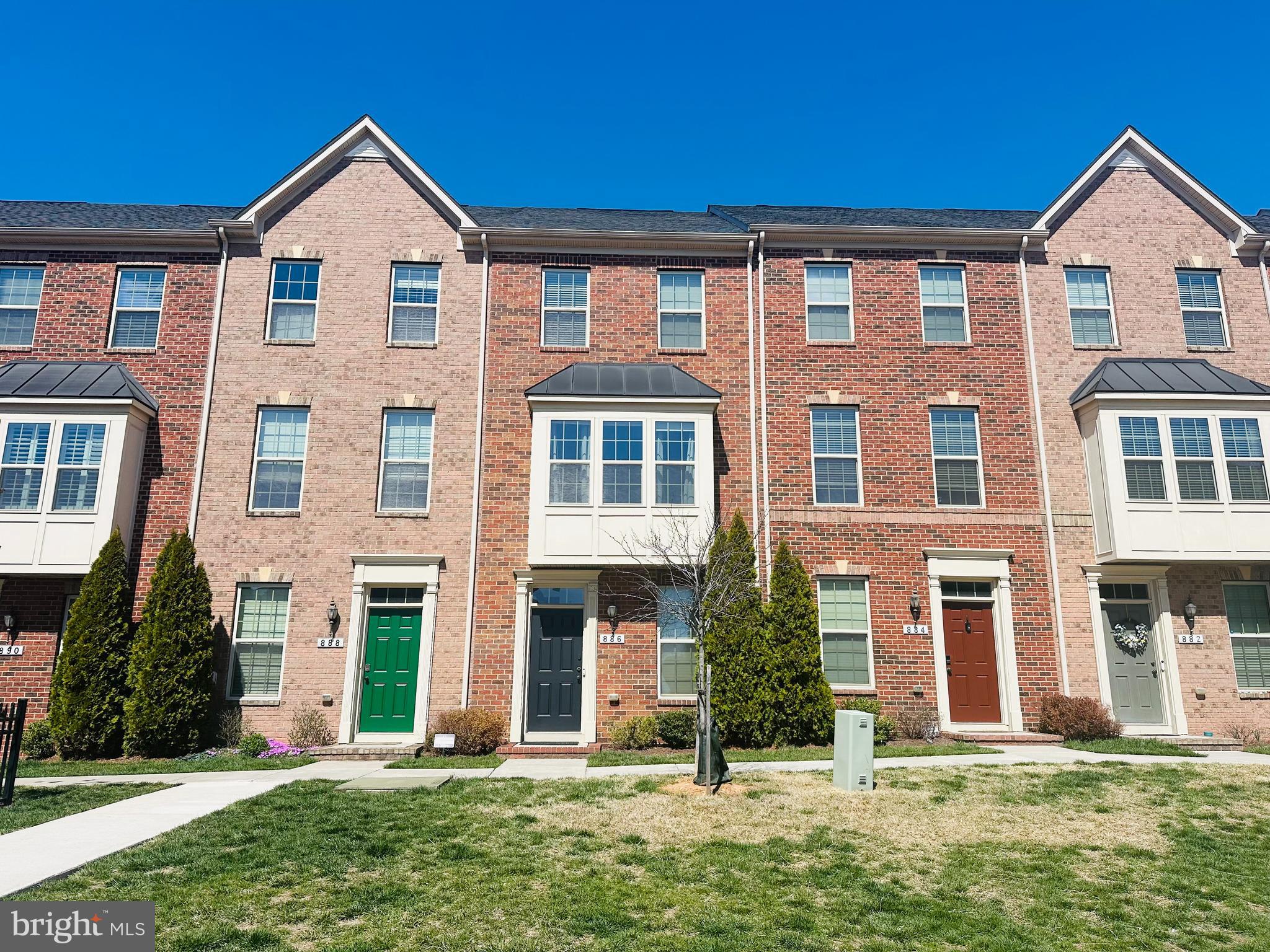 Three bed, three and a half bath townhome available in O'Donnell Square!  Hardwood floors on entrance and a open space for a home office or additional entertaining space.  HW floors and open concept design  on the main level;  living room has a bump out for extra space great natural light..  Enjoy a outdoor moments on the  deck leading outside from the kitchen. SS appliances,  and granite counter tops, and a large kitchen island.     There re two Primary  Suites on the third and fourth floor,  one car garage and parking spot.  Beautiful landscaped park and neighborhood, and minutes from 95 north and south, and downtown for easy commuting and entertainment.