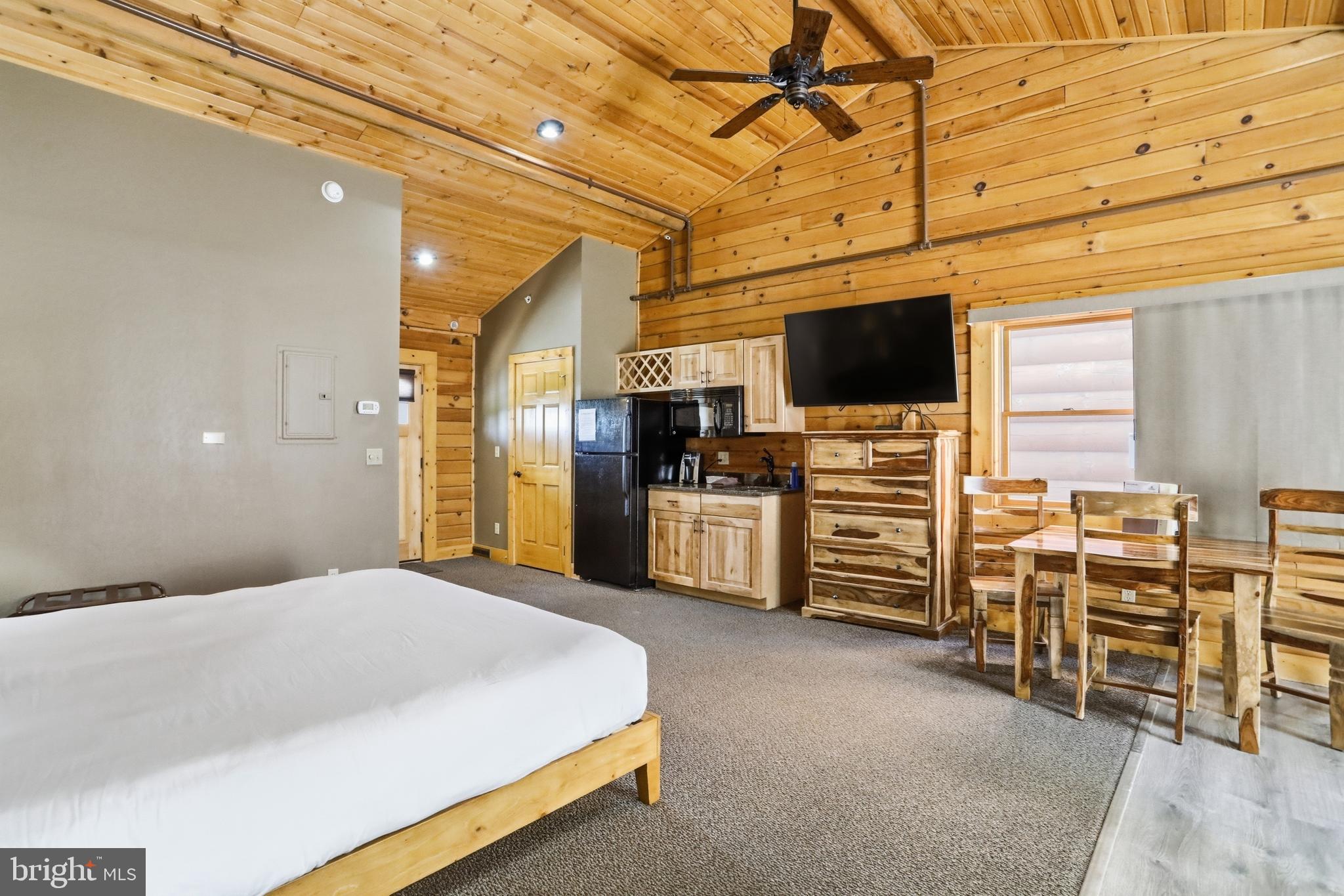 THE LODGES AT SUNSET VILLAGE - Residential