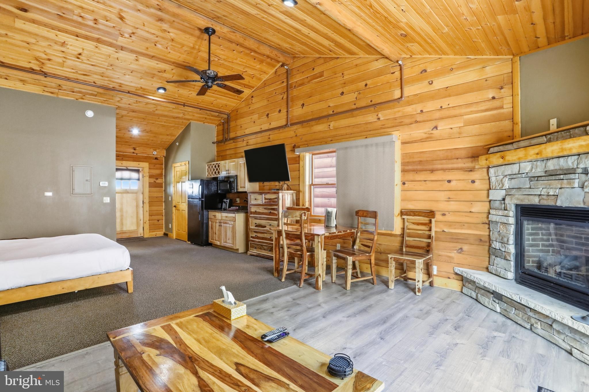 THE LODGES AT SUNSET VILLAGE - Residential