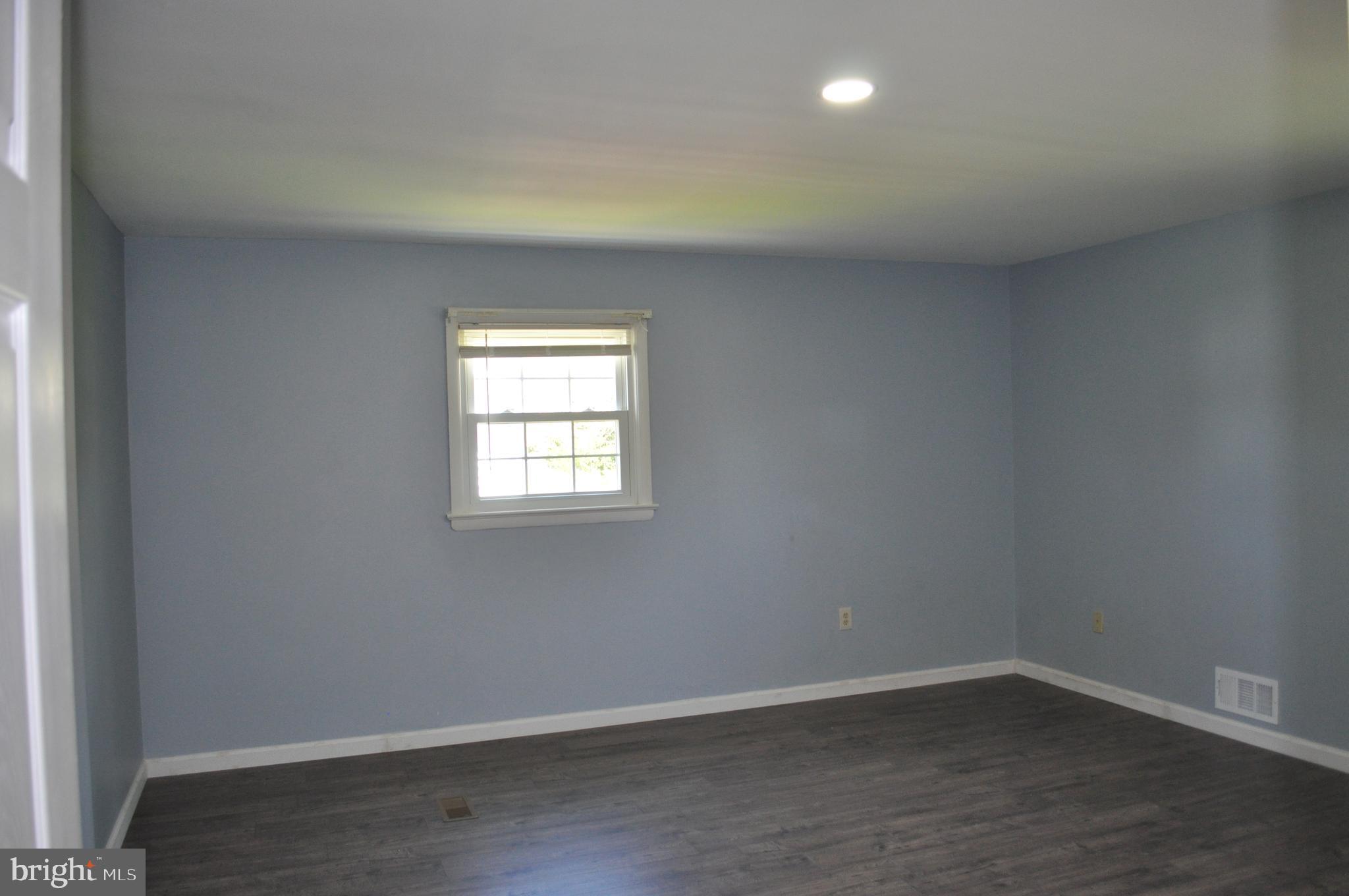 REGENCY ESTATES - Residential Lease