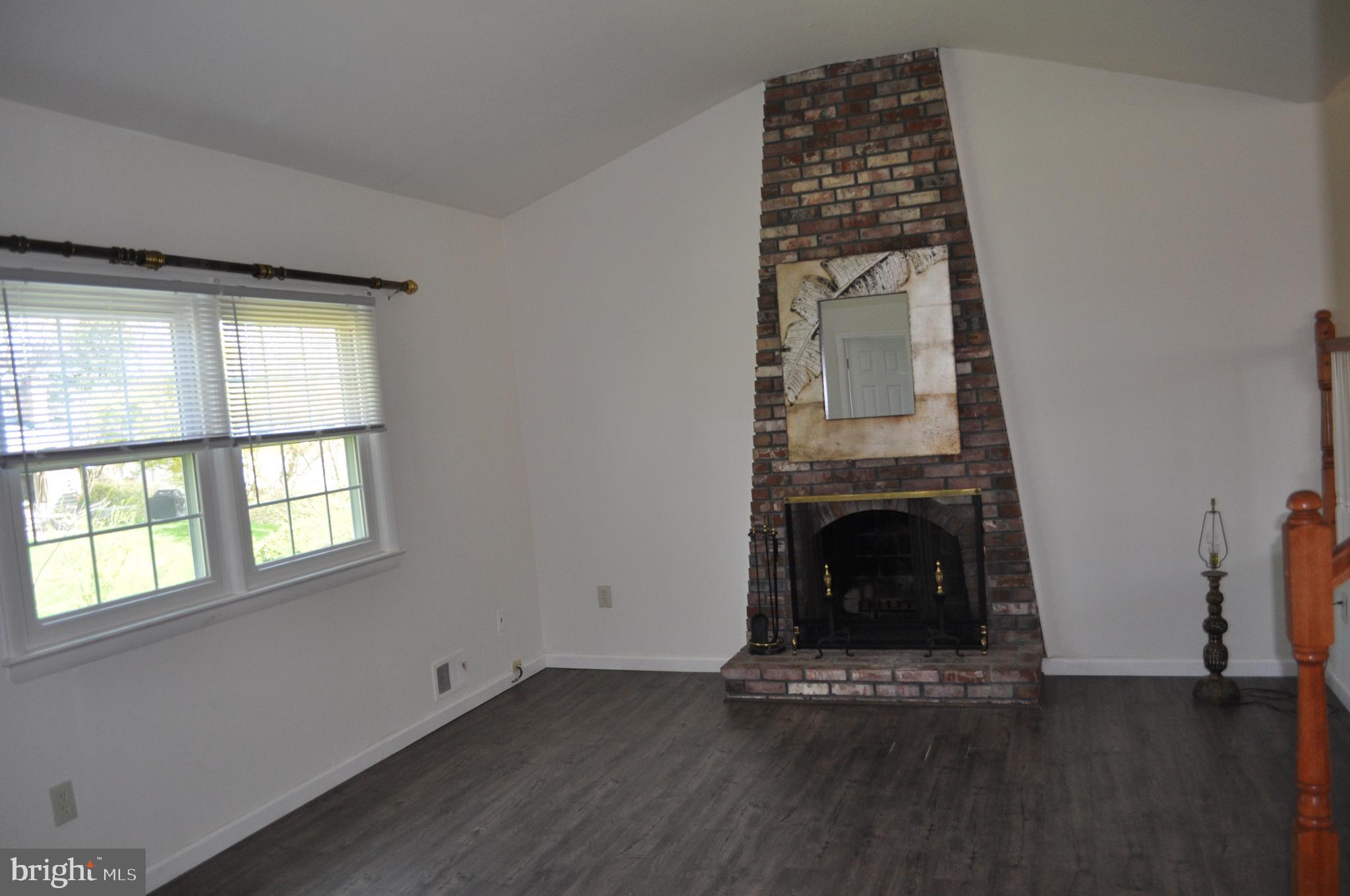 REGENCY ESTATES - Residential Lease