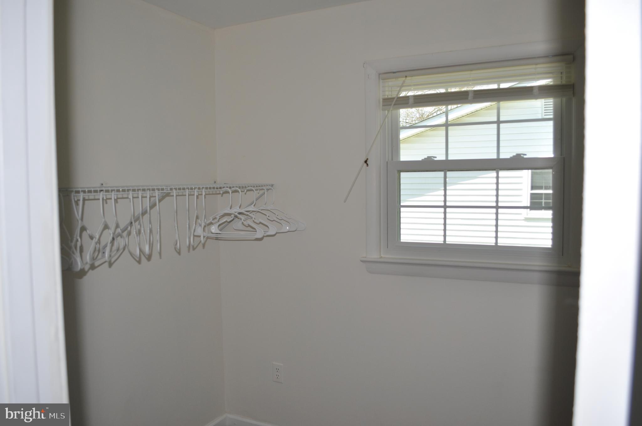 REGENCY ESTATES - Residential Lease