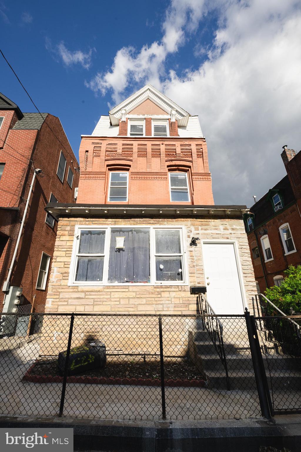 POWELTON VILLAGE - Residential