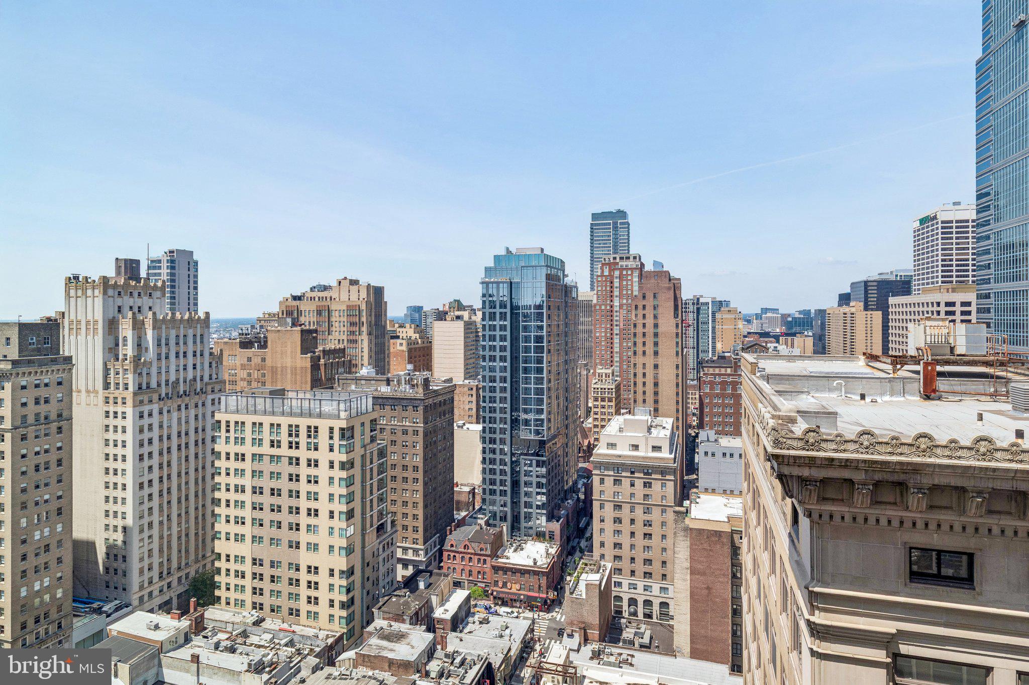 AVENUE OF THE ARTS - Residential