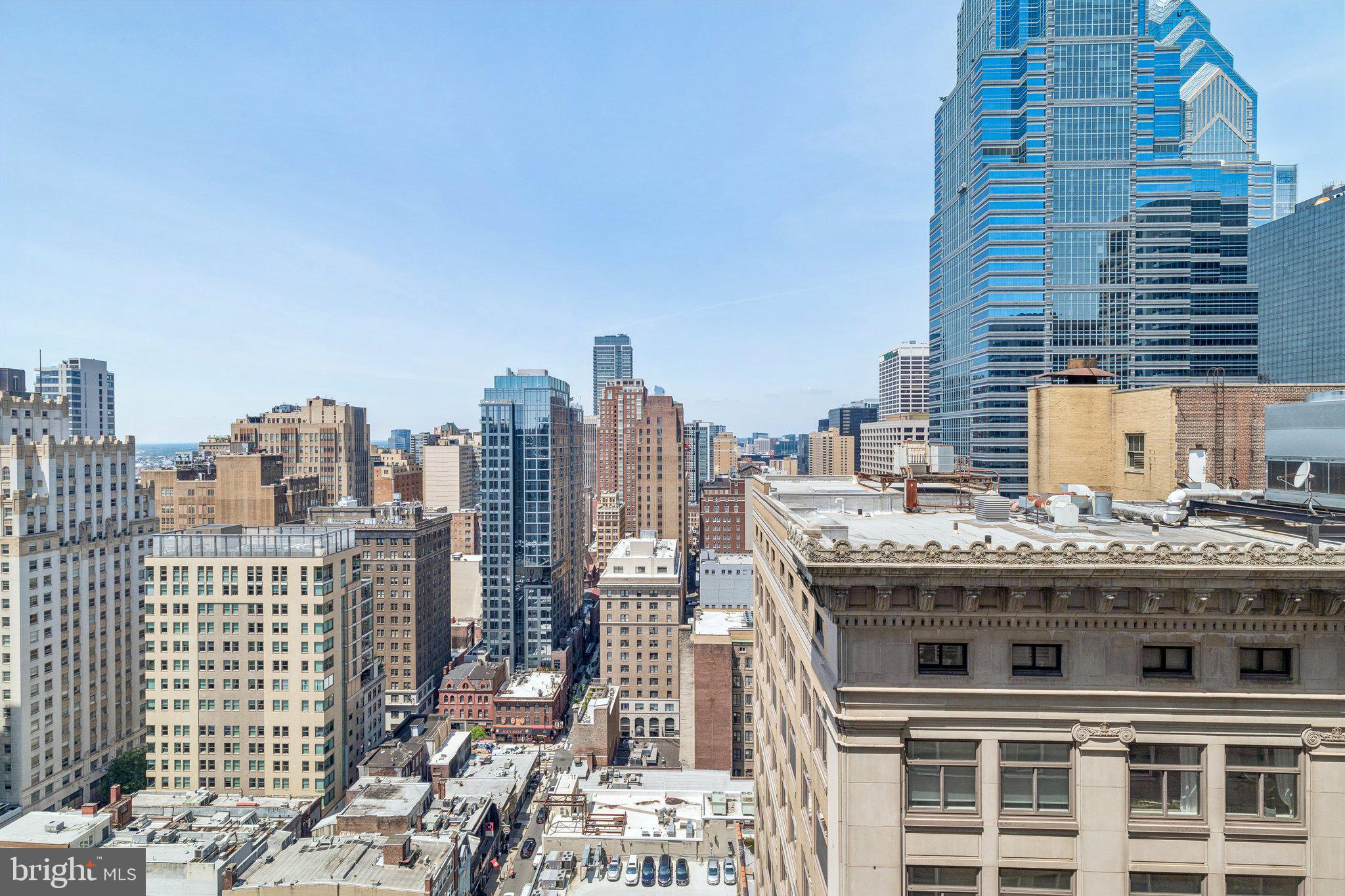 AVENUE OF THE ARTS - Residential