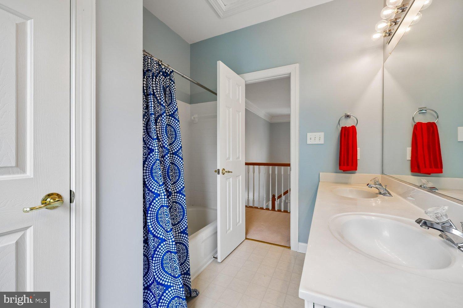 SENECA CROSSING - Residential
