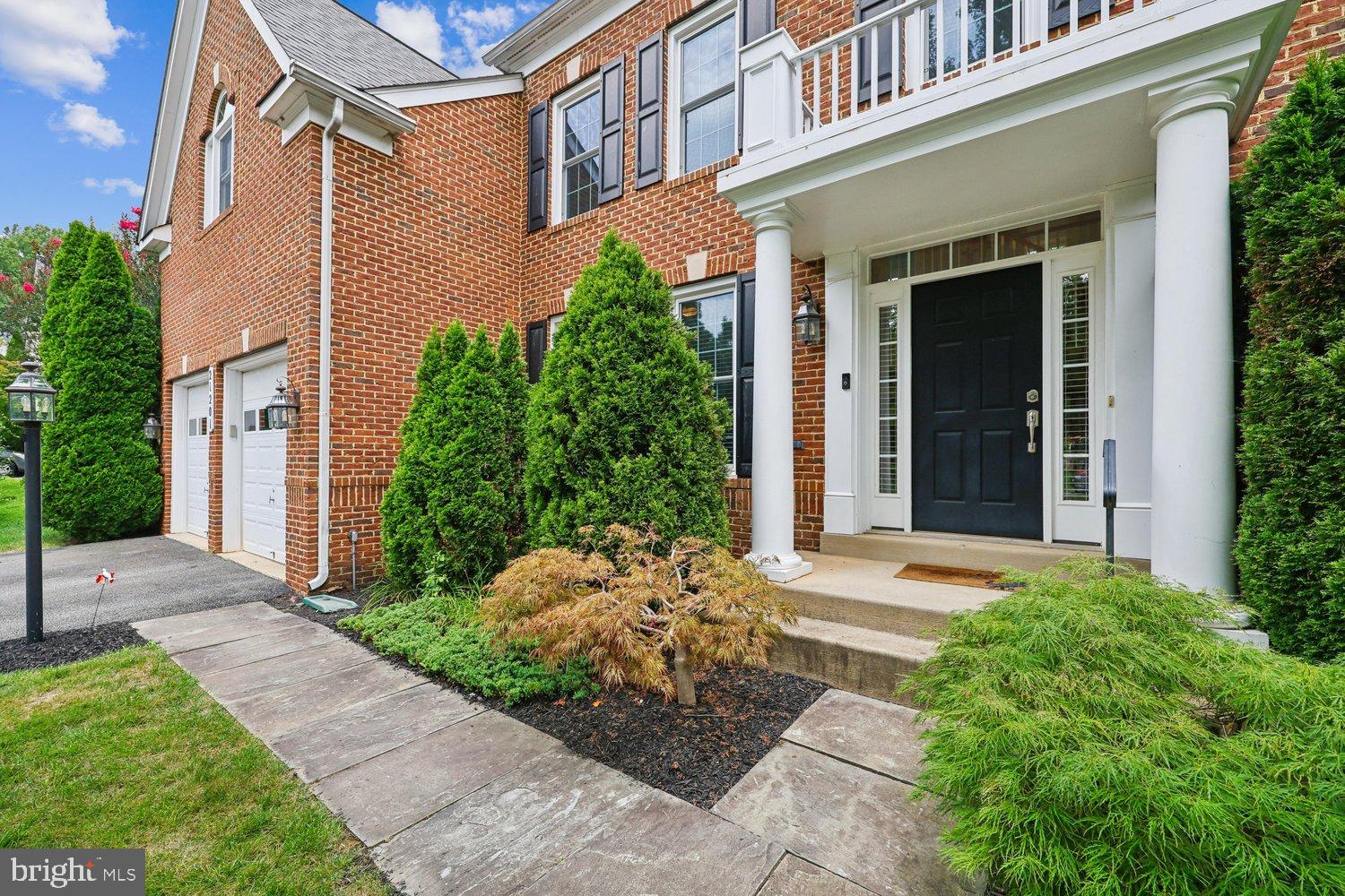 SENECA CROSSING - Residential