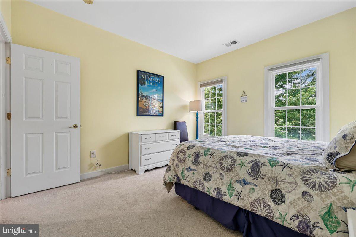 SENECA CROSSING - Residential