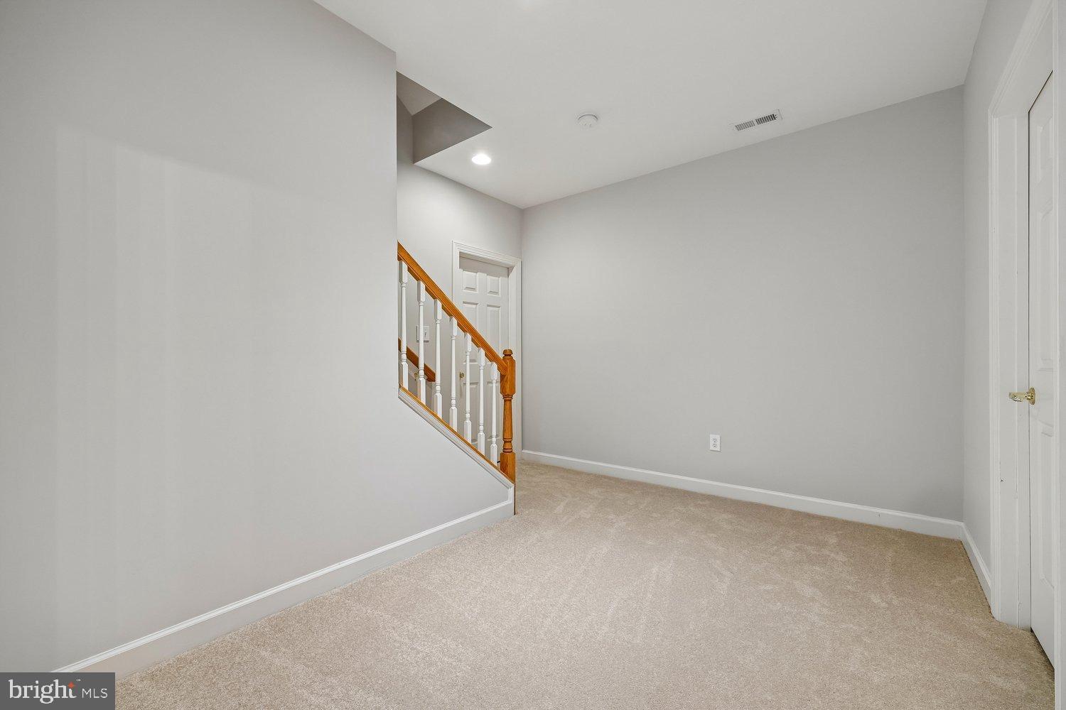 SENECA CROSSING - Residential