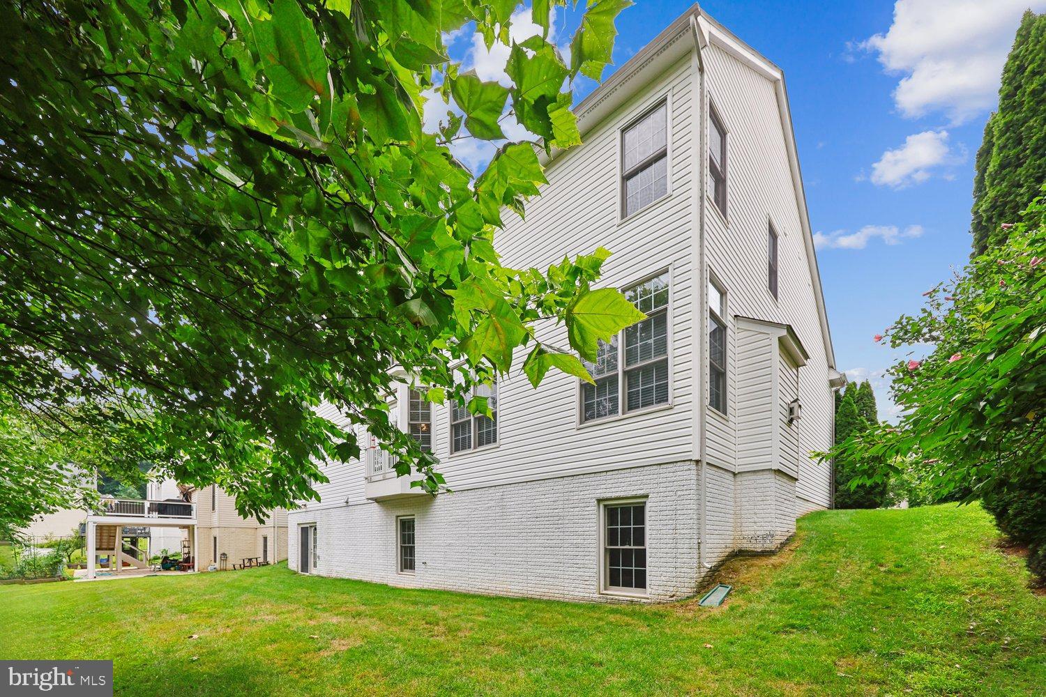 SENECA CROSSING - Residential
