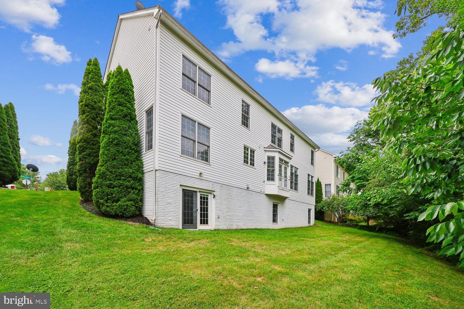 SENECA CROSSING - Residential