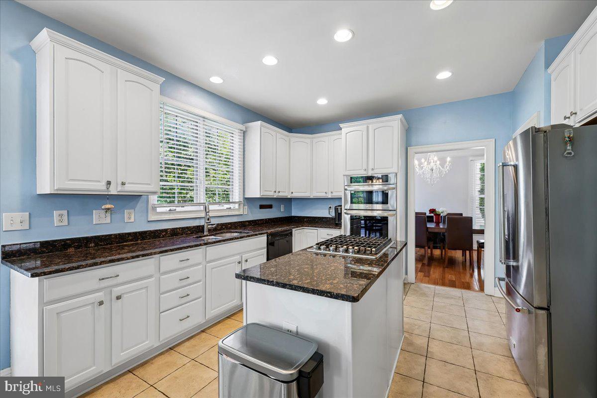 SENECA CROSSING - Residential