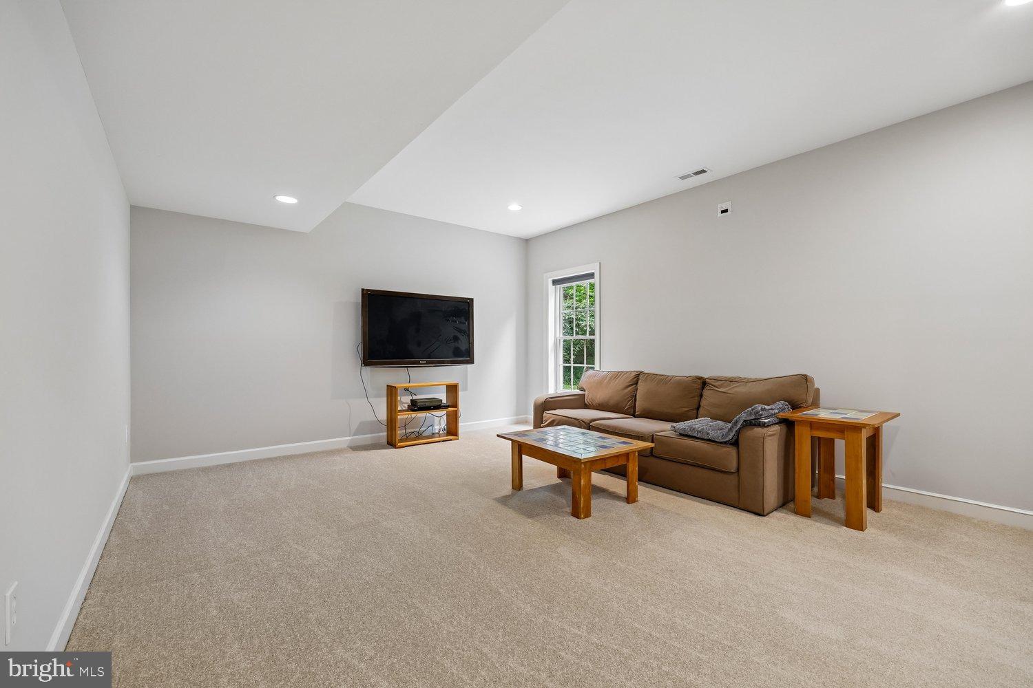 SENECA CROSSING - Residential