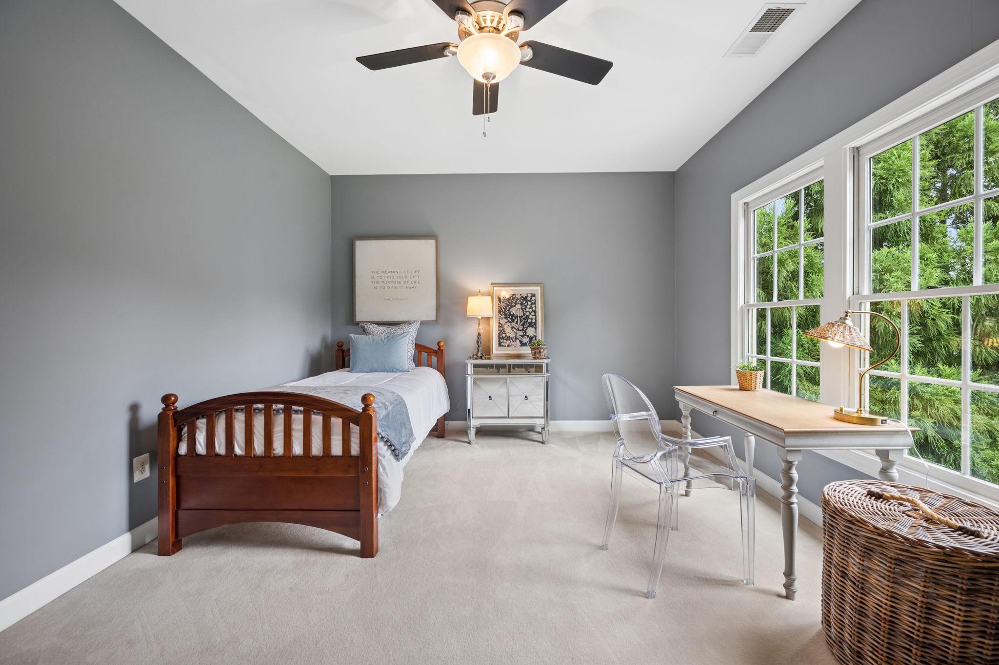 BRANTWOOD - Residential