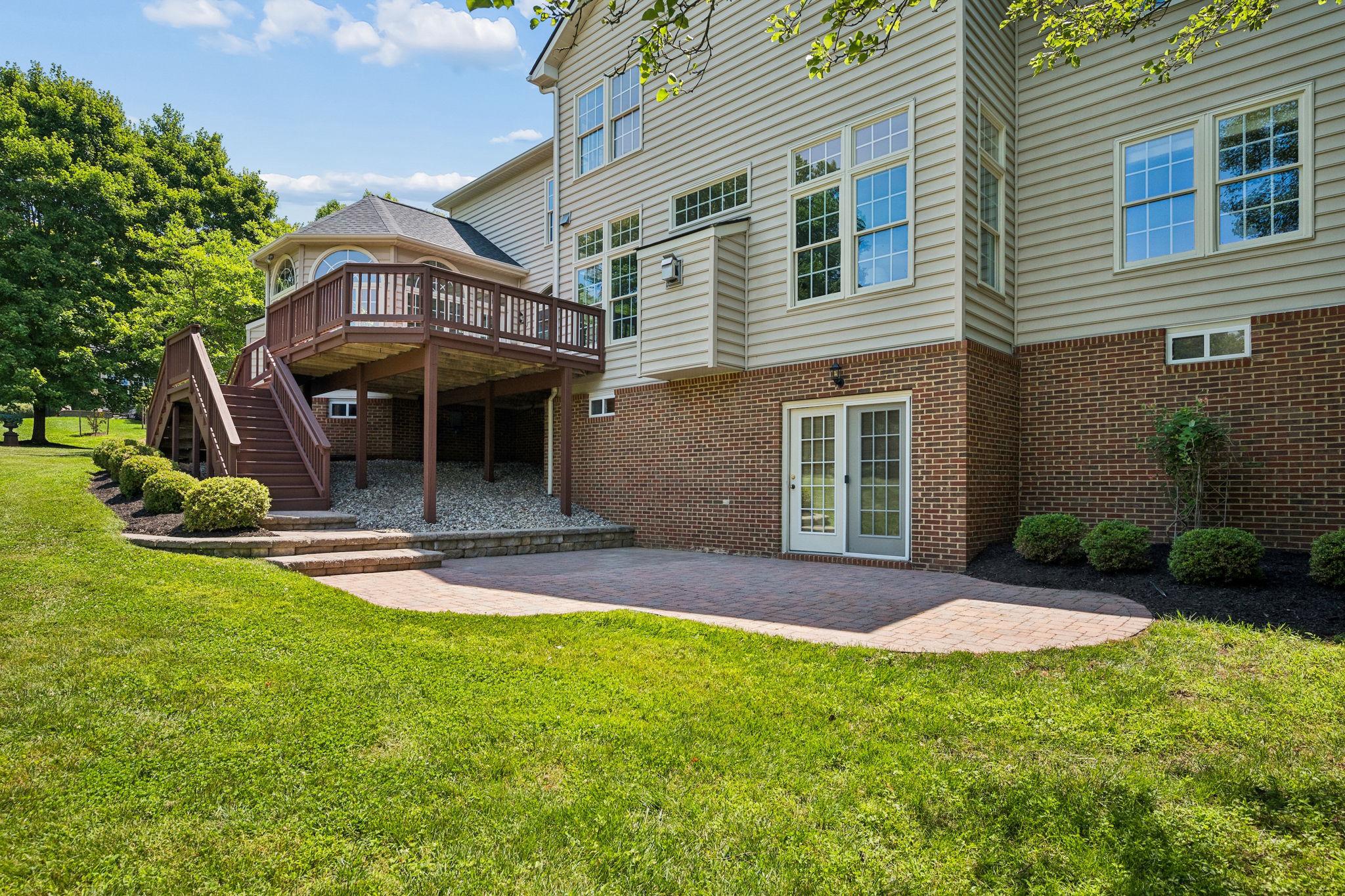 BRANTWOOD - Residential