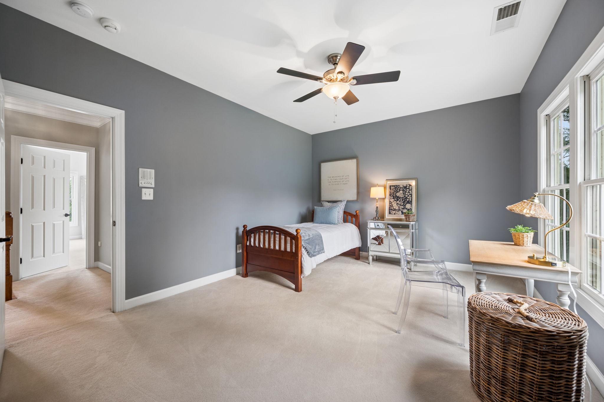 BRANTWOOD - Residential