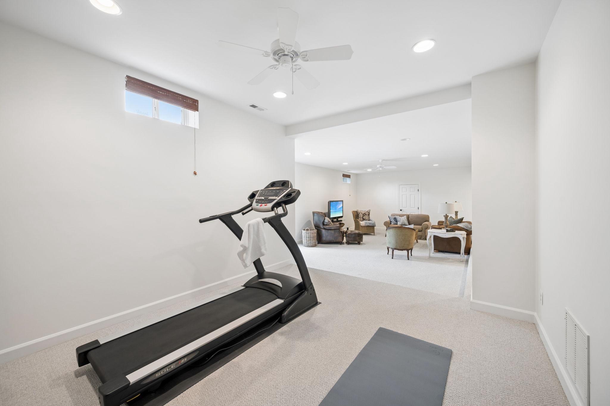 BRANTWOOD - Residential