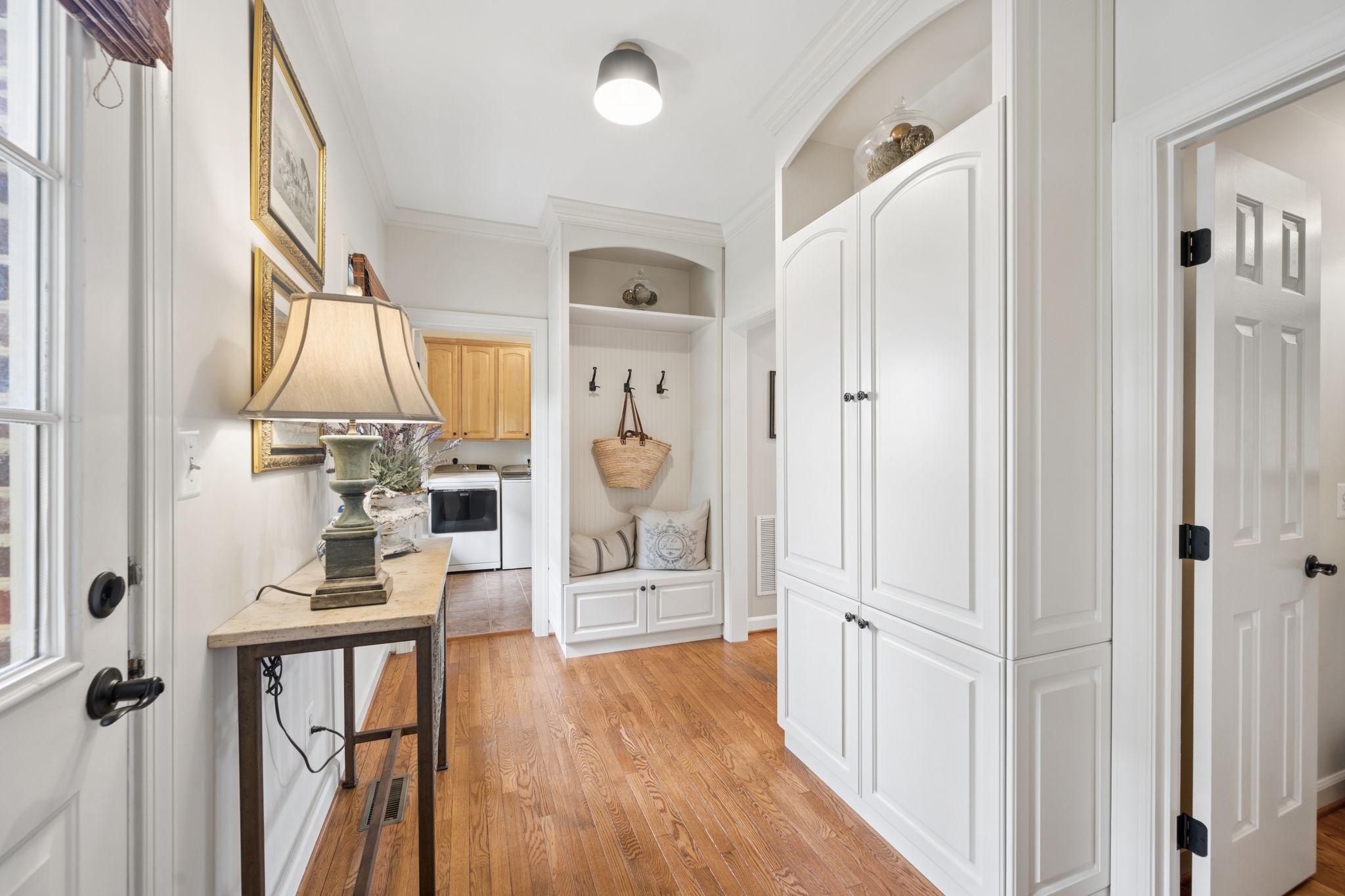 BRANTWOOD - Residential