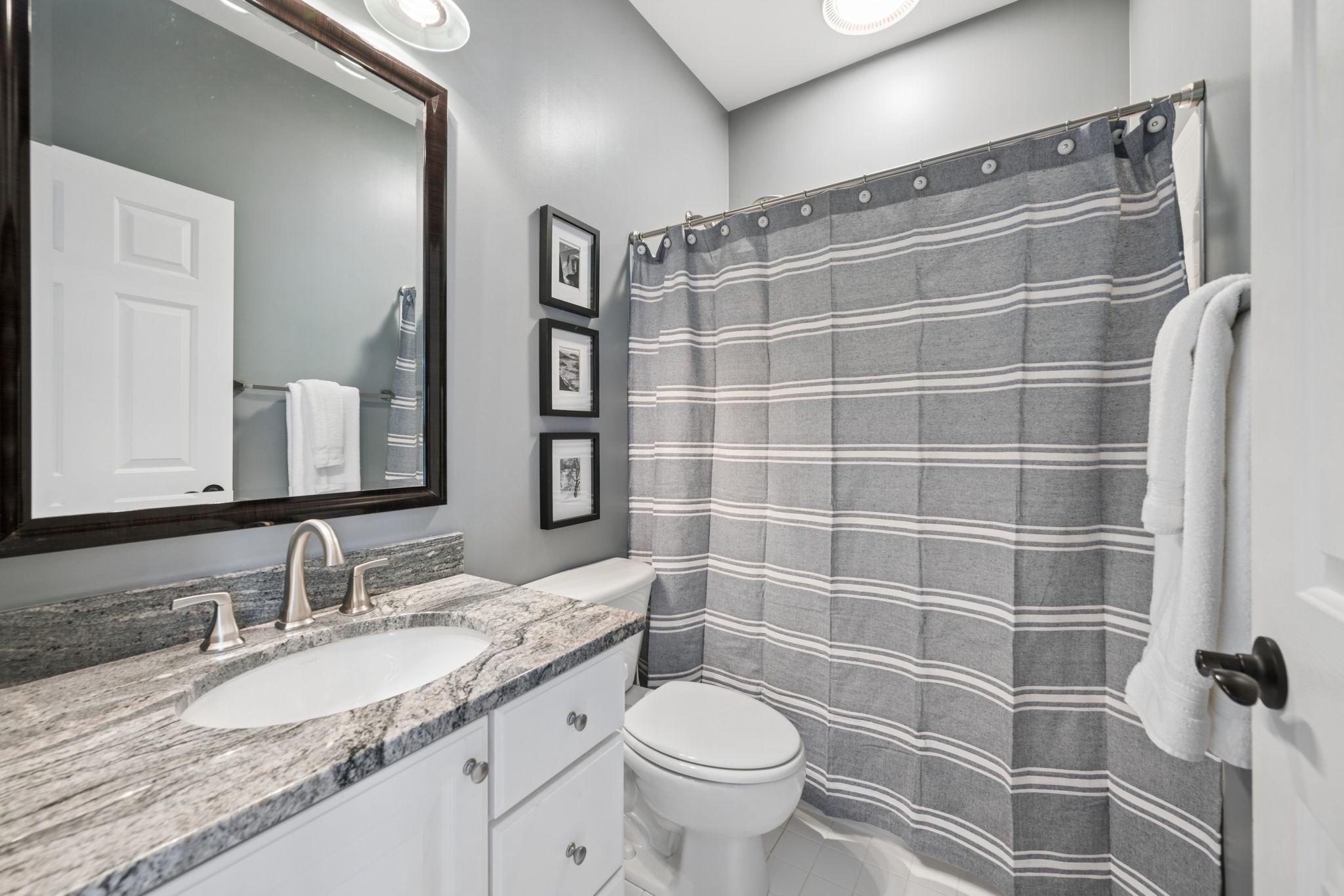 BRANTWOOD - Residential