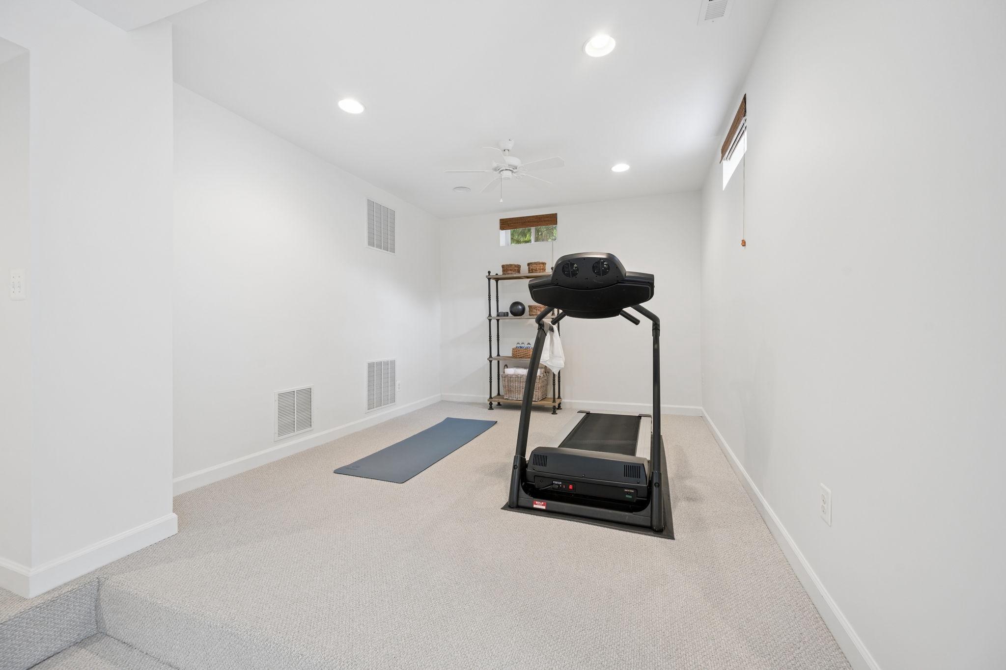 BRANTWOOD - Residential