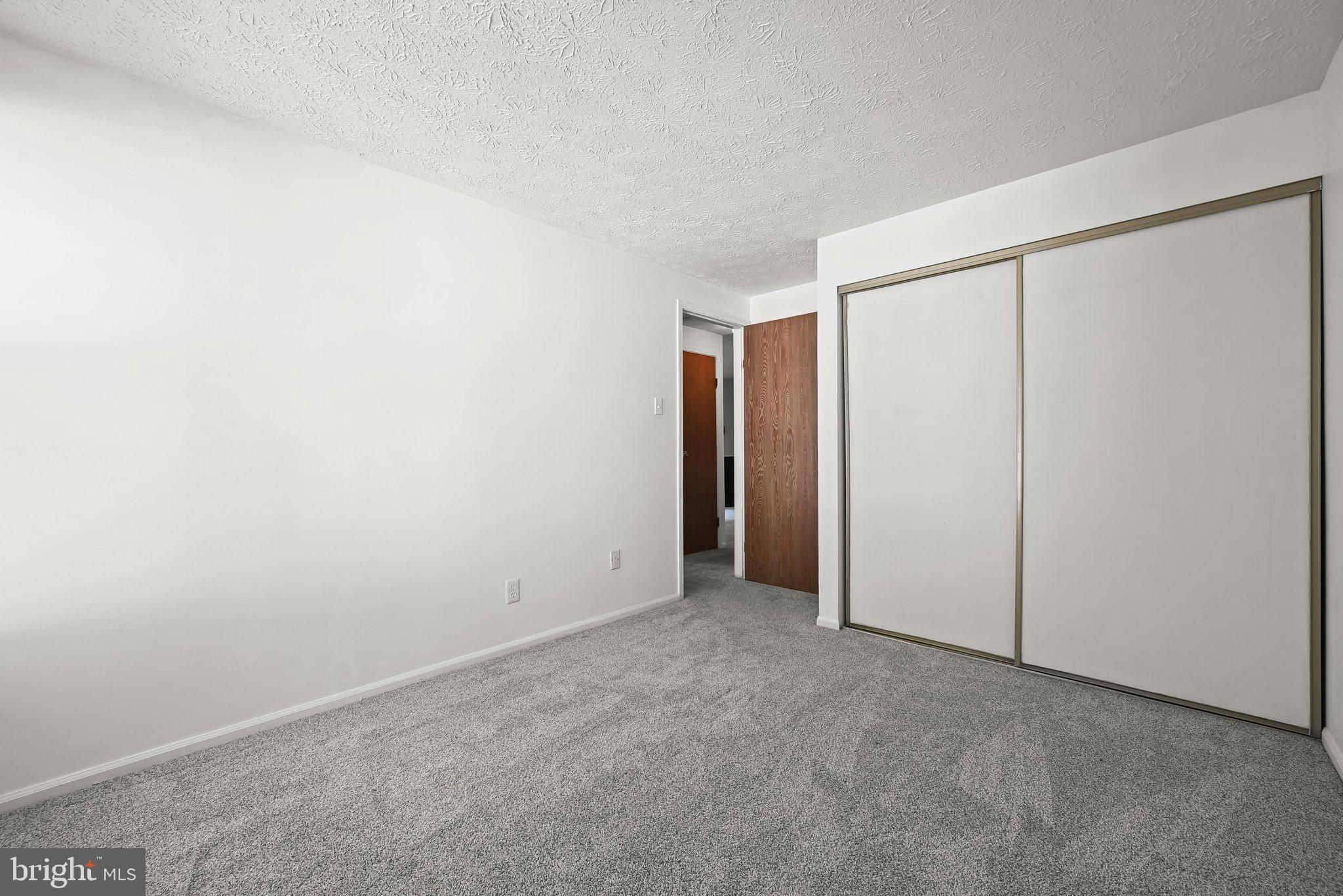 VILLAGE OF HICKORY RIDGE - Residential
