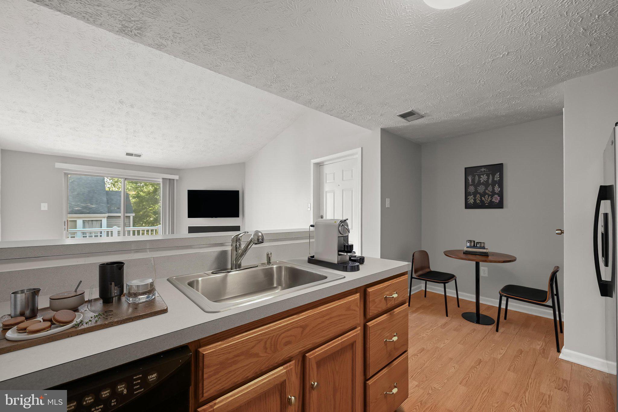 VILLAGE OF HICKORY RIDGE - Residential