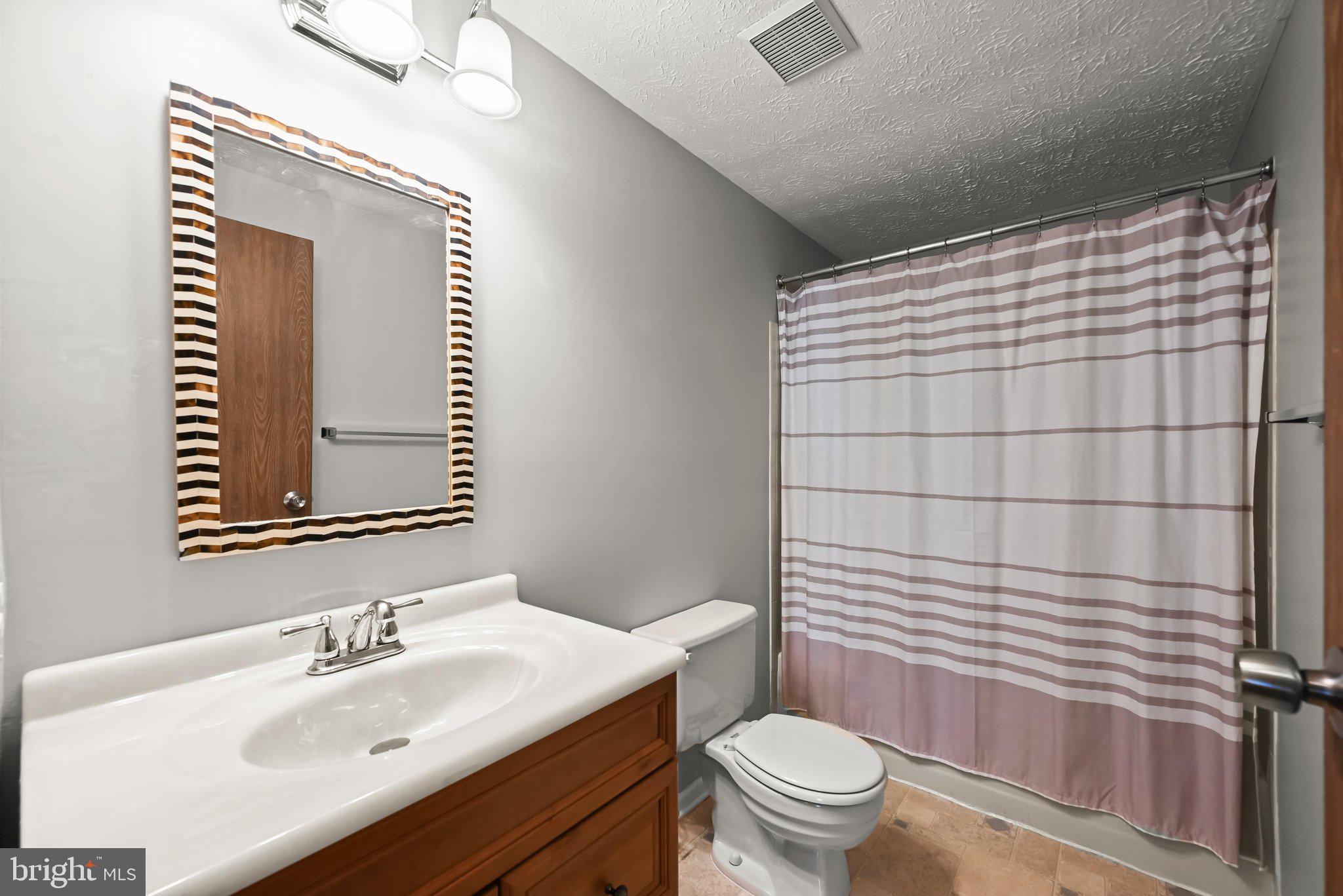 VILLAGE OF HICKORY RIDGE - Residential