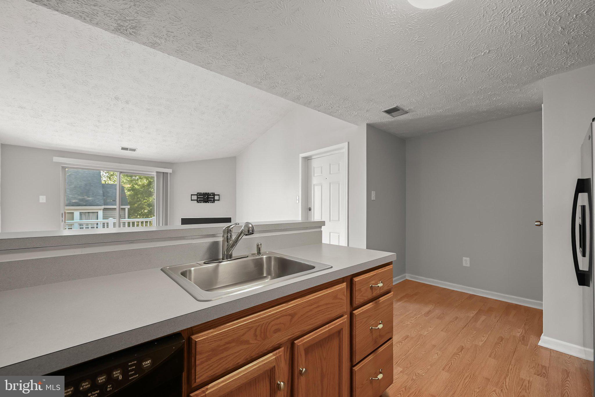 VILLAGE OF HICKORY RIDGE - Residential