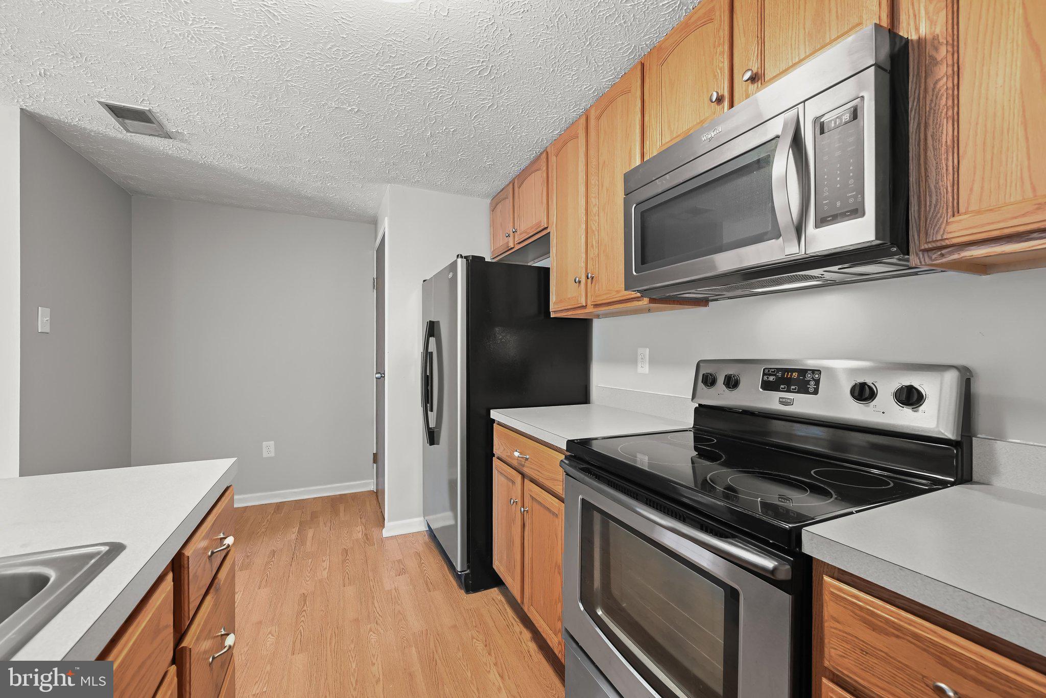 VILLAGE OF HICKORY RIDGE - Residential