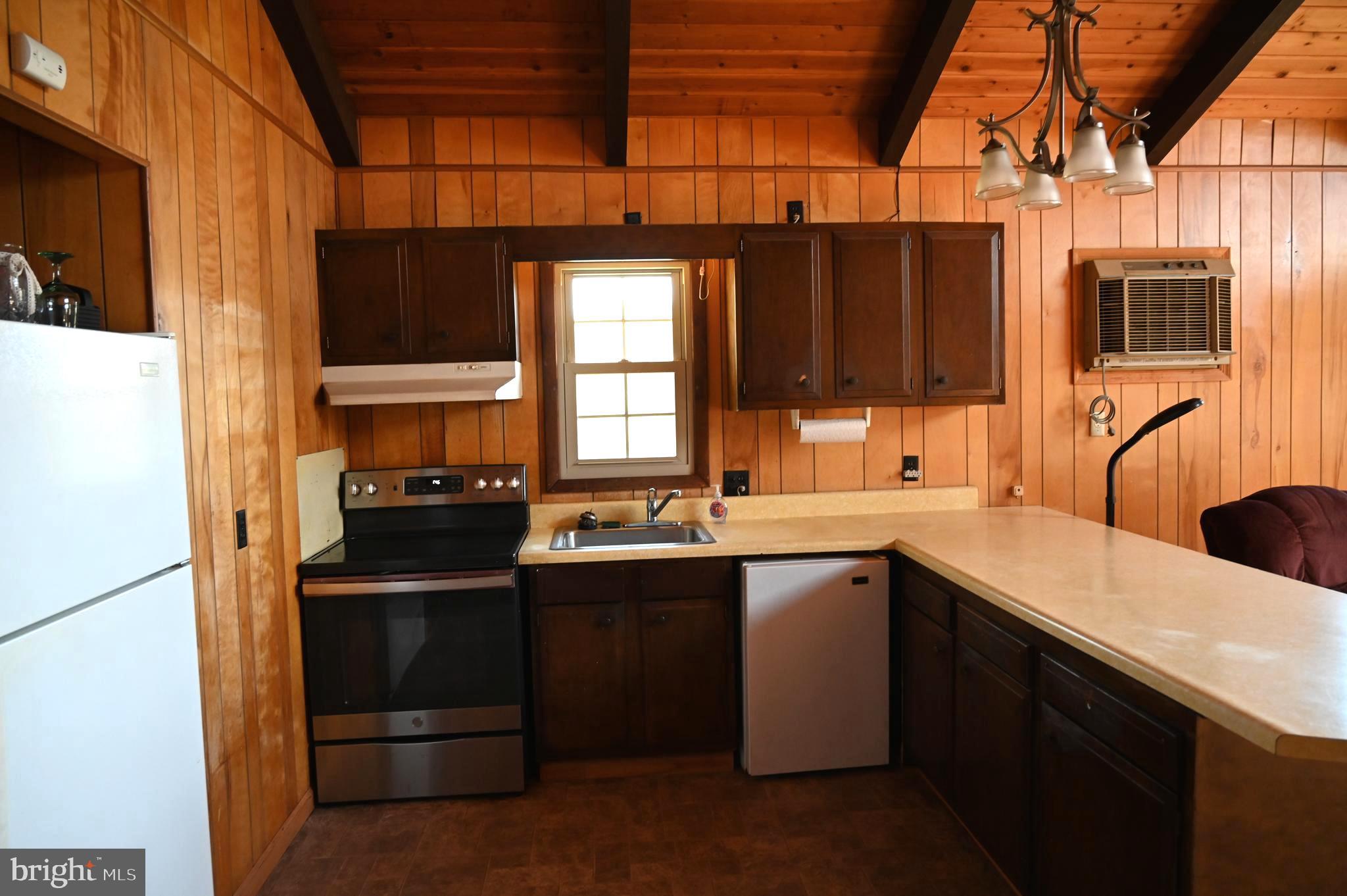 SHENANDOAH SKI & HUNT - Residential