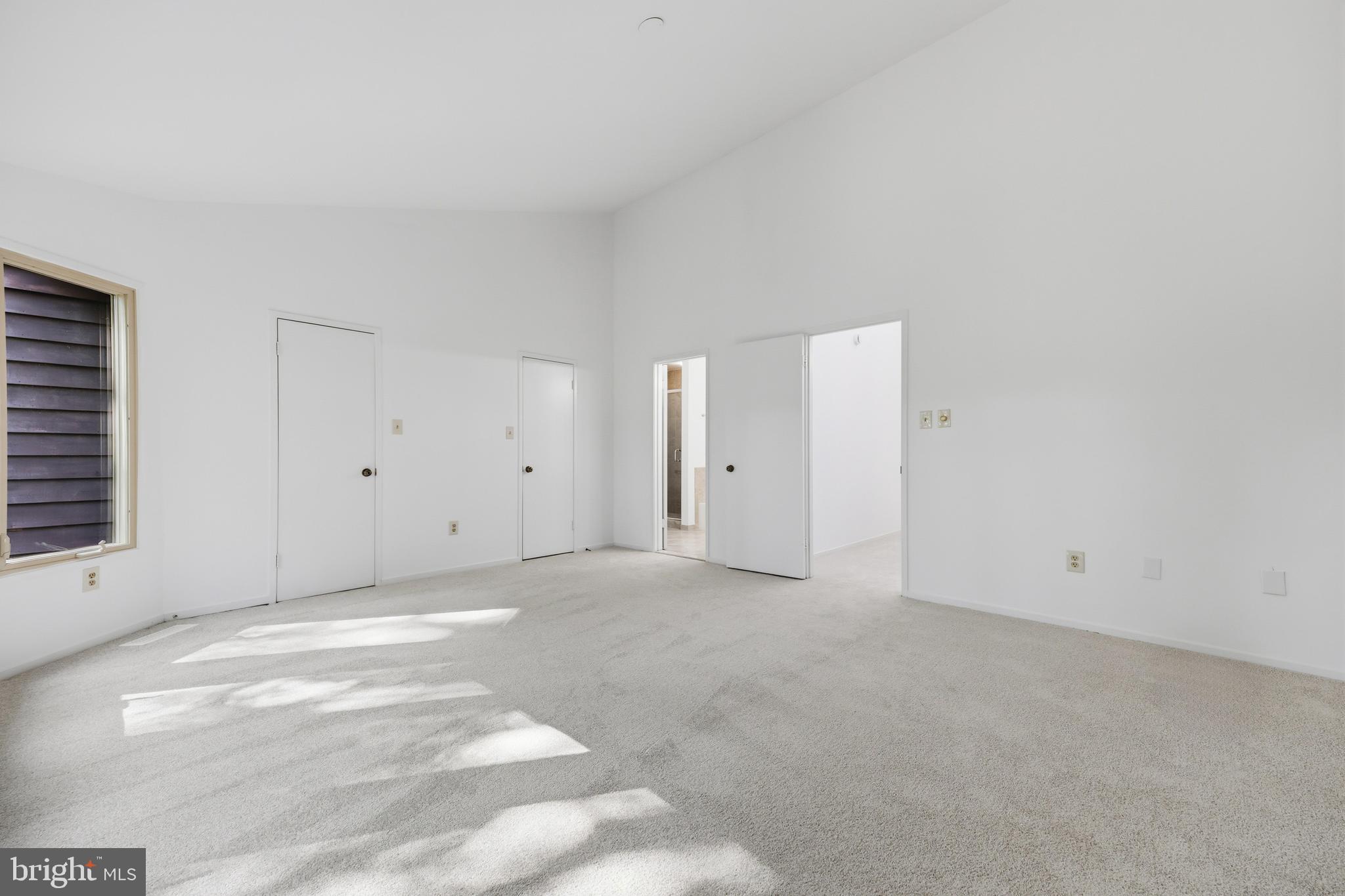 TIMBERLAWN - Residential