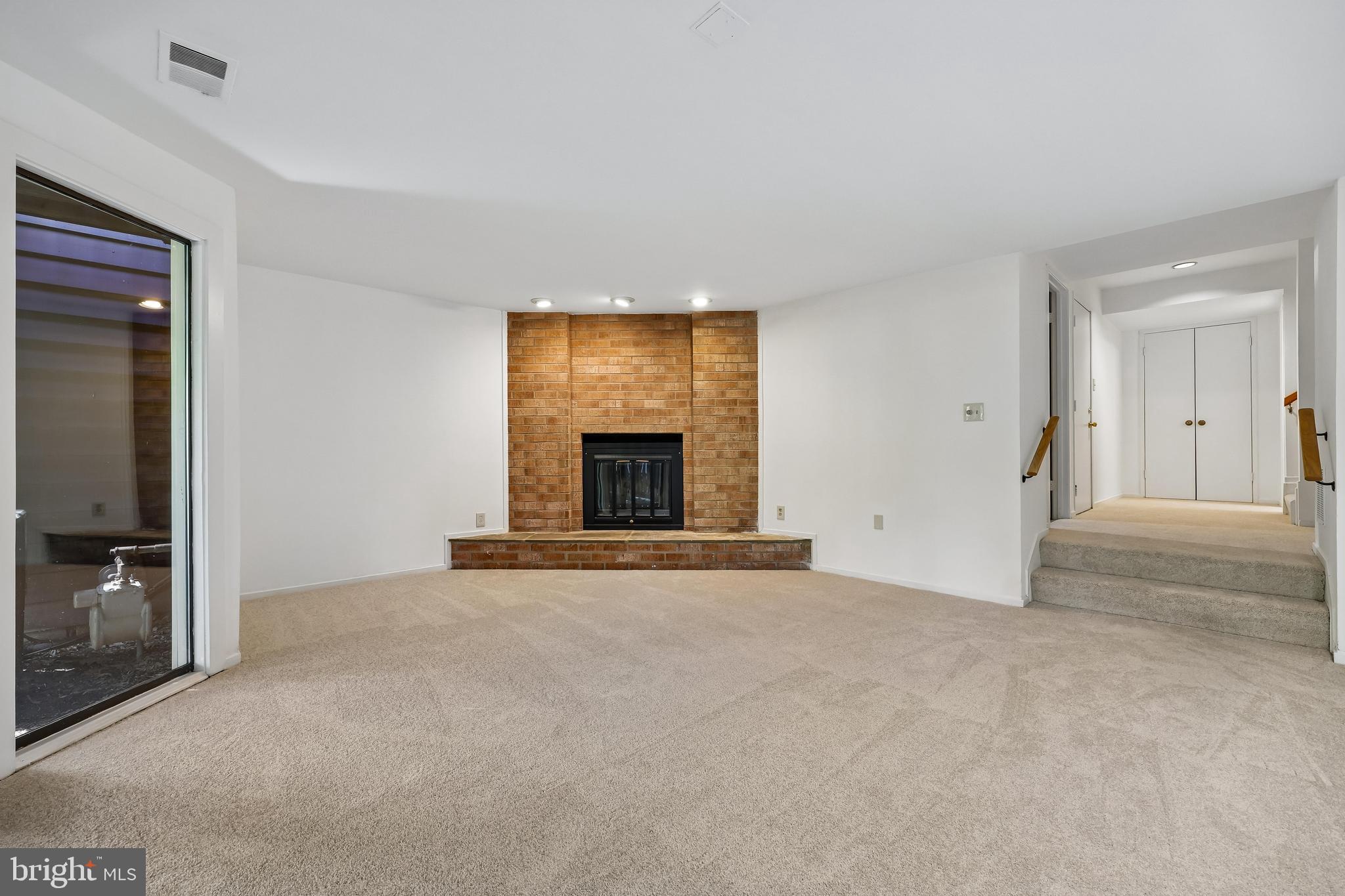 TIMBERLAWN - Residential