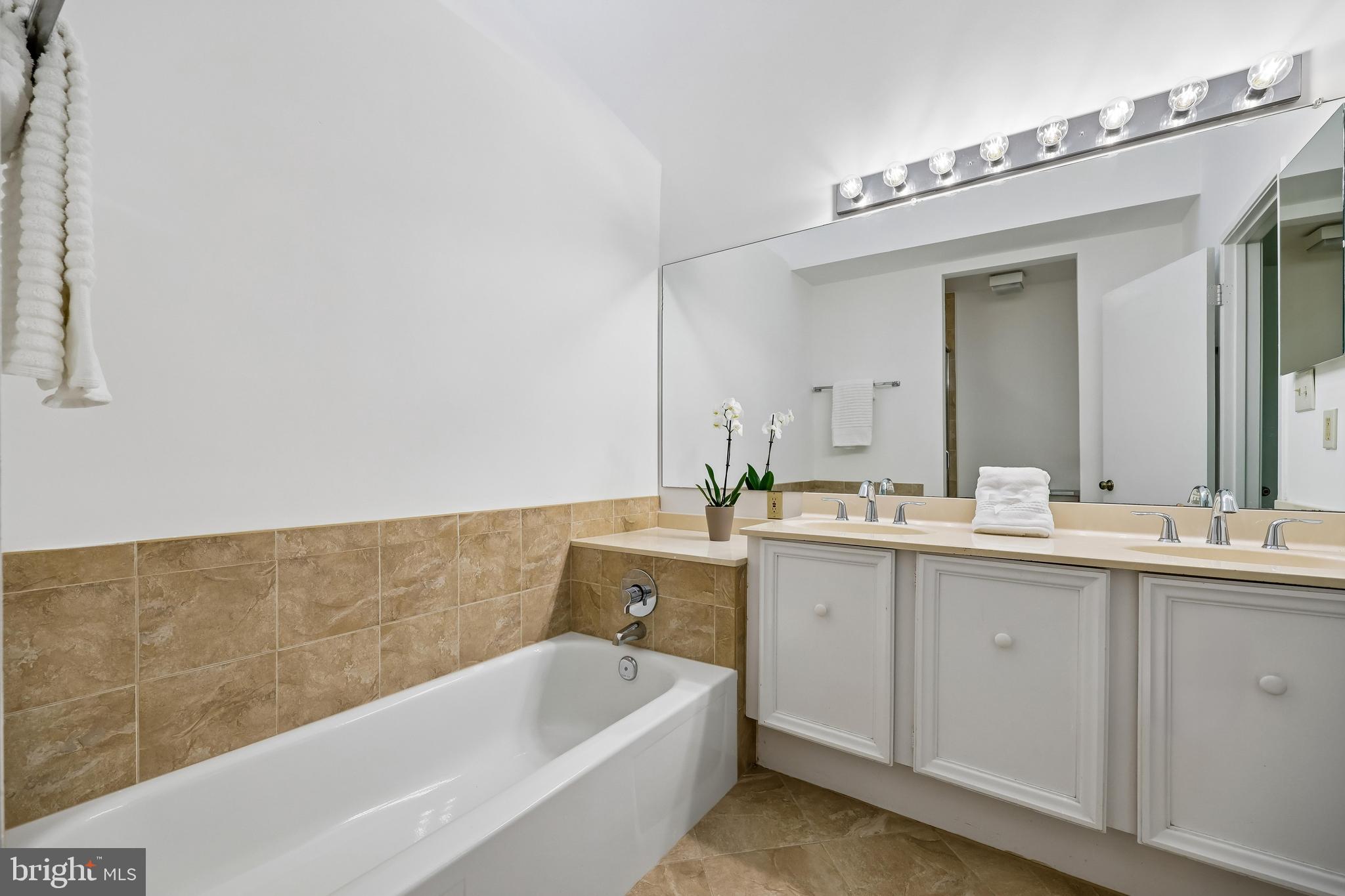 TIMBERLAWN - Residential