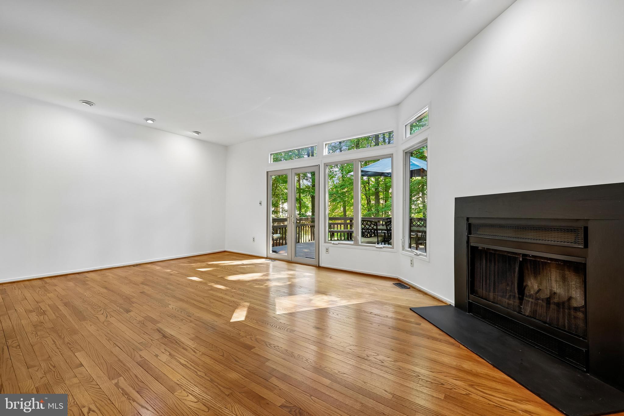TIMBERLAWN - Residential