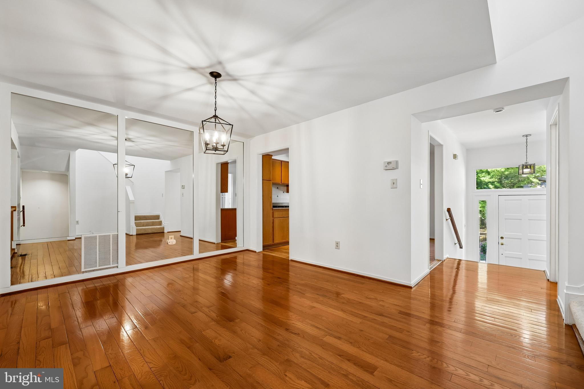 TIMBERLAWN - Residential
