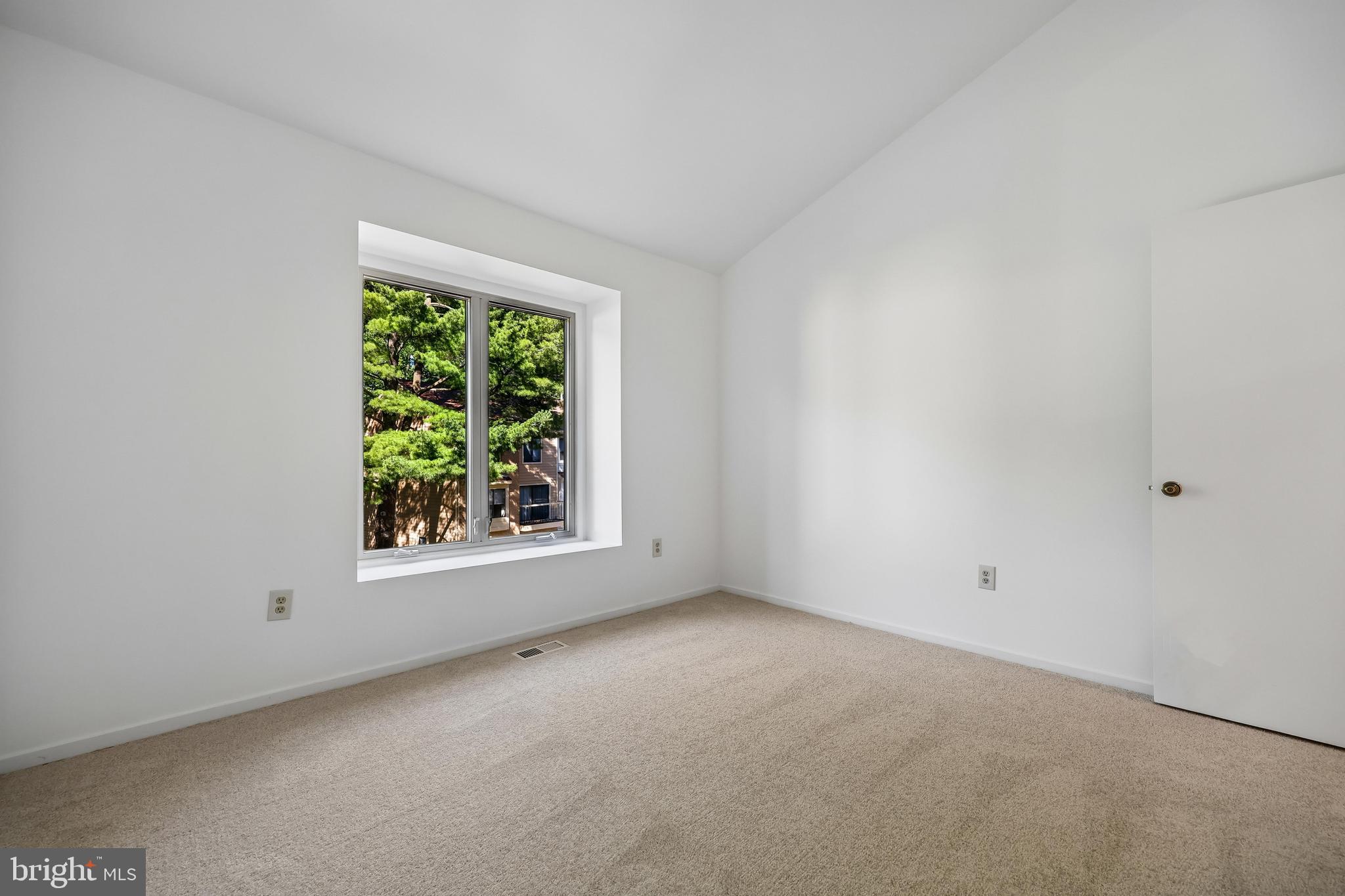 TIMBERLAWN - Residential