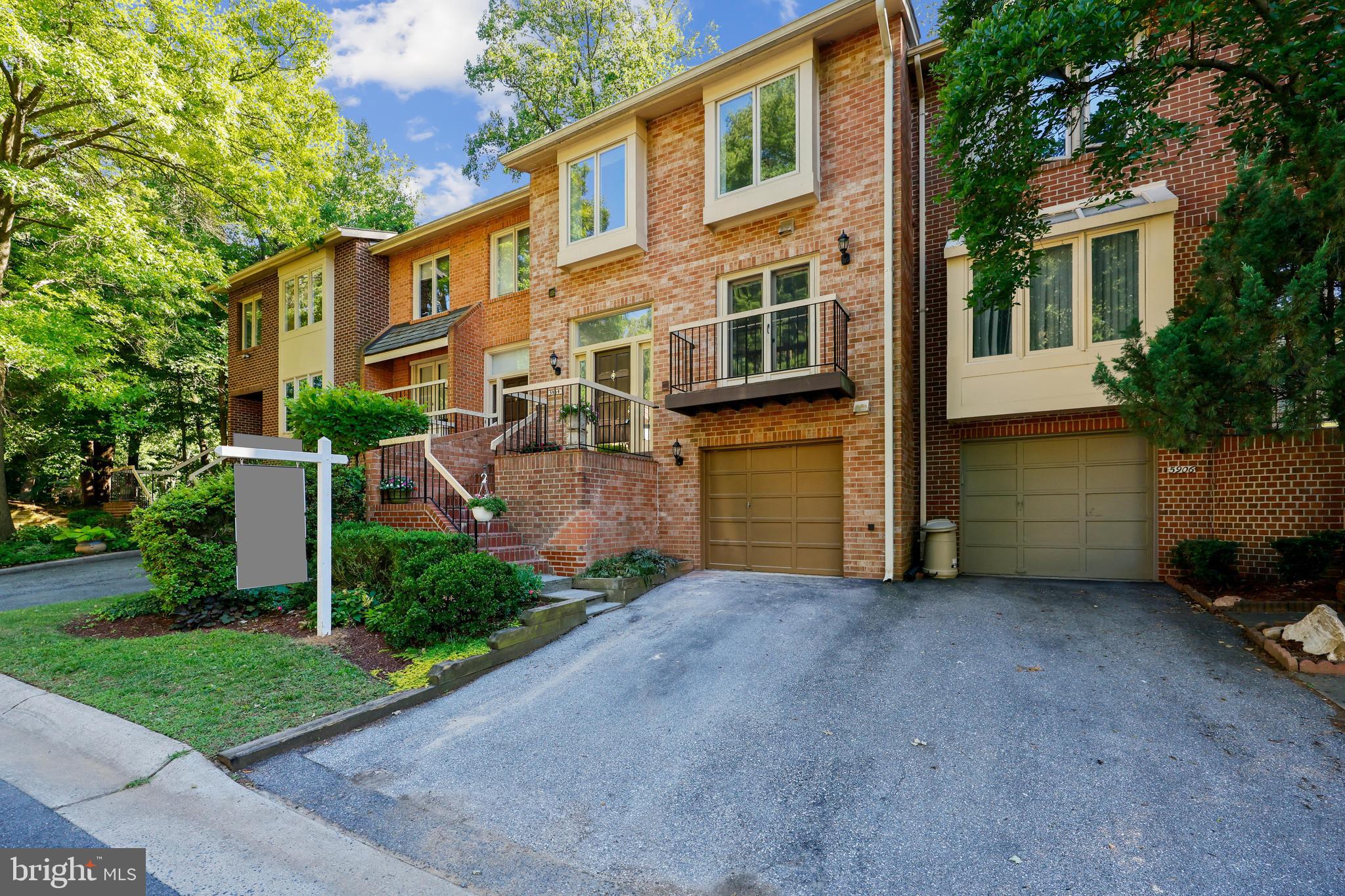 TIMBERLAWN - Residential