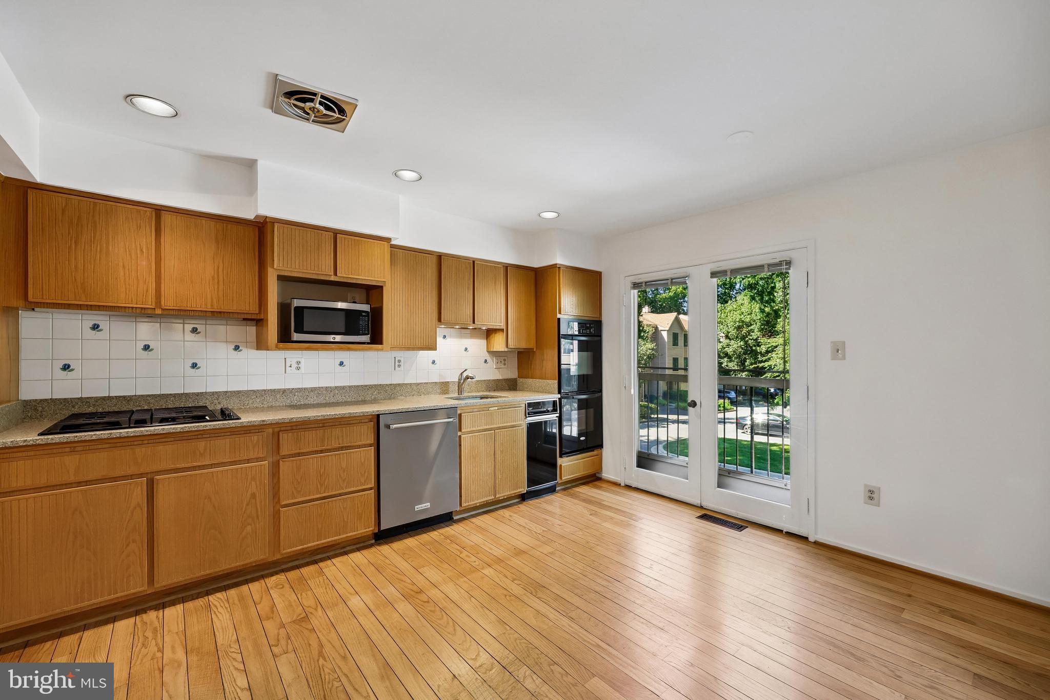 TIMBERLAWN - Residential