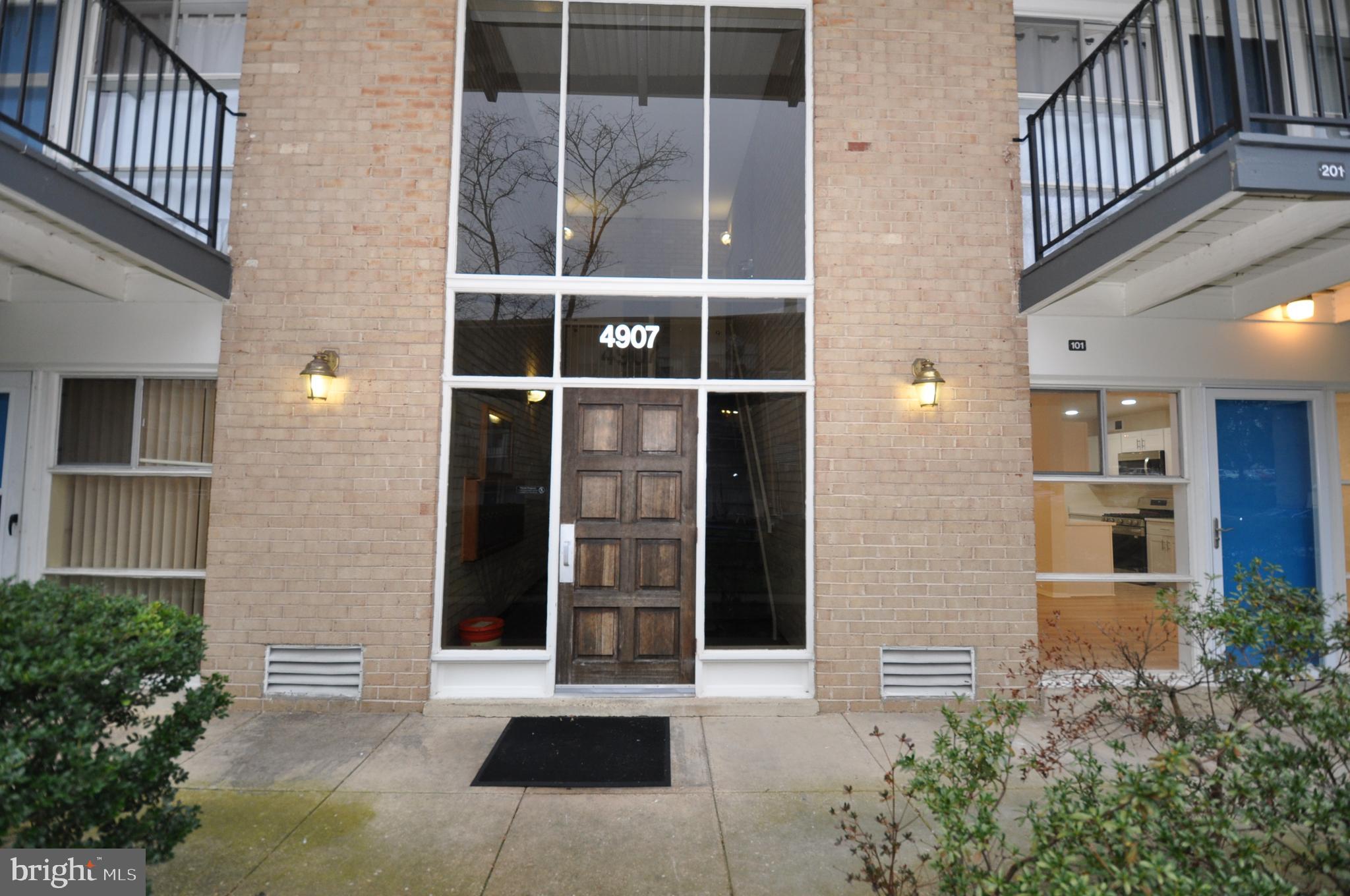 Beautifully remodeled 2 bedroom patio unit.  No steps to climb!  Newly renovated kitchen with classic white cabinets, quartz counter tops and stainless steel appliances including a built-in microwave.  Gas cooking and heating.  Condo fee includes gas and water.   Freshly painted throughout!  Newly renovated bathroom with custom nook in the shower wall to hold shampoo and soap dispenser.  Check out the large walk-in closet in the primary bedroom.  Elegant luxury vinyl plank flooring.  Large picture windows in the living room and dining room provide lots of natural light.  Brand new glass storm door.  Enjoy sipping your morning coffee on the private patio.  Fabulous location close to bus stop and the community pool.