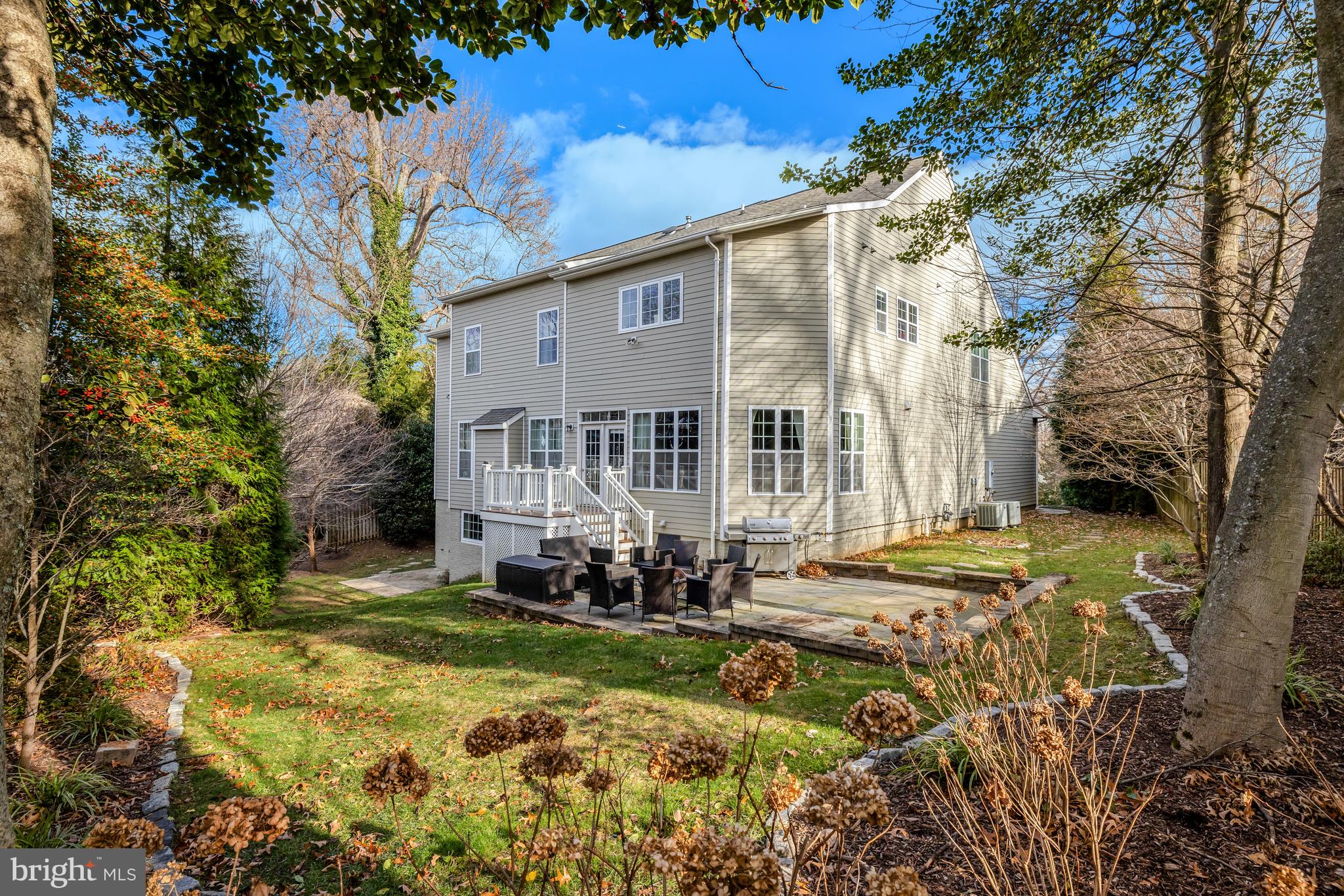 PROVIDENCE FOREST - Residential