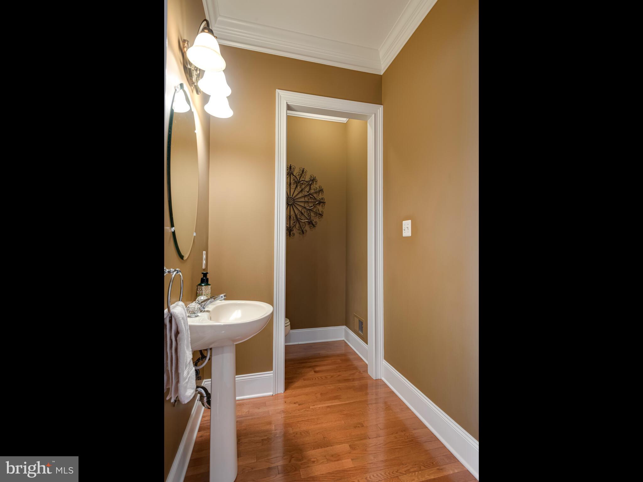 RIVERCREST - Residential