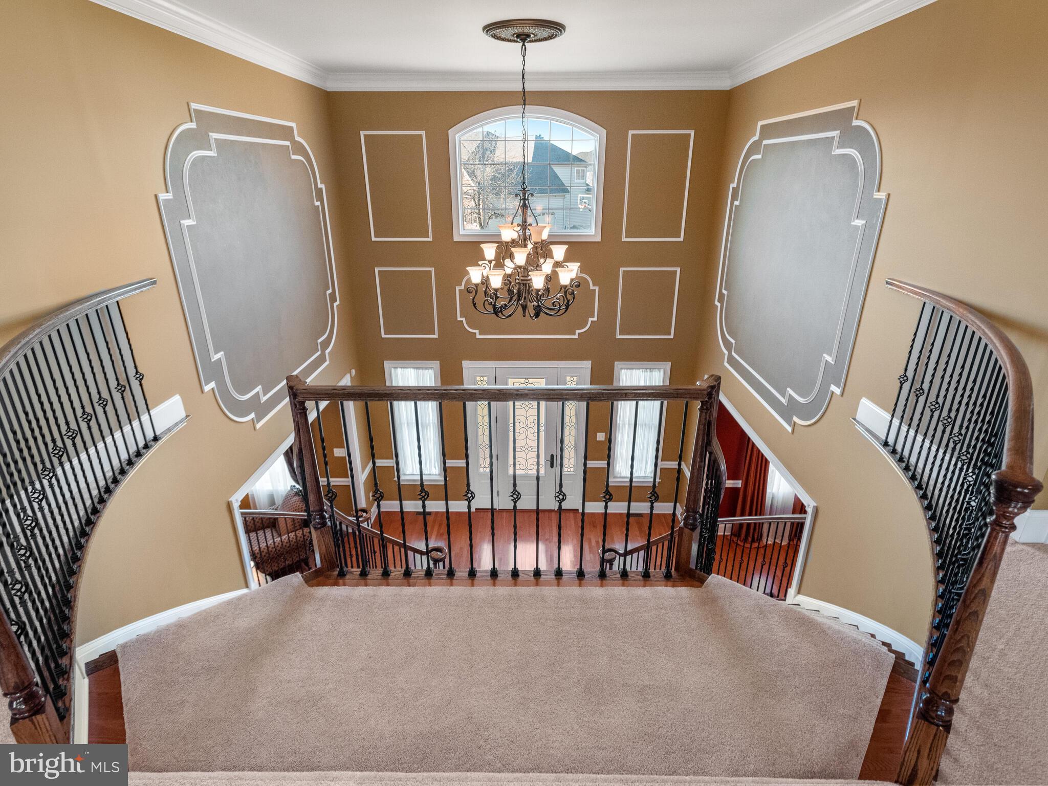 RIVERCREST - Residential