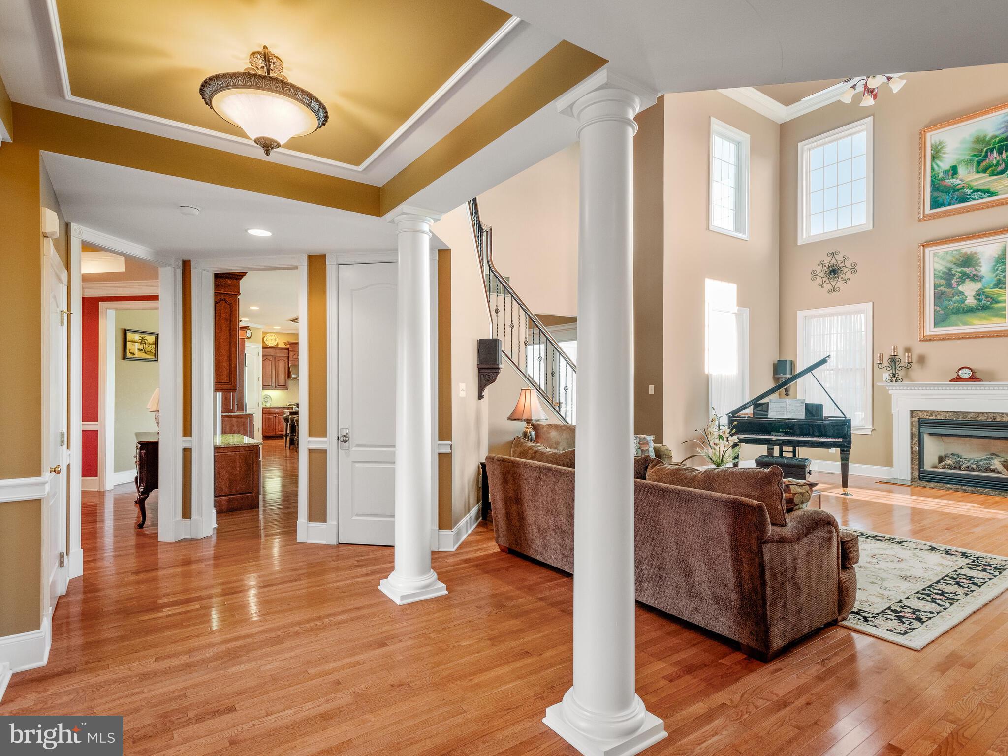 RIVERCREST - Residential
