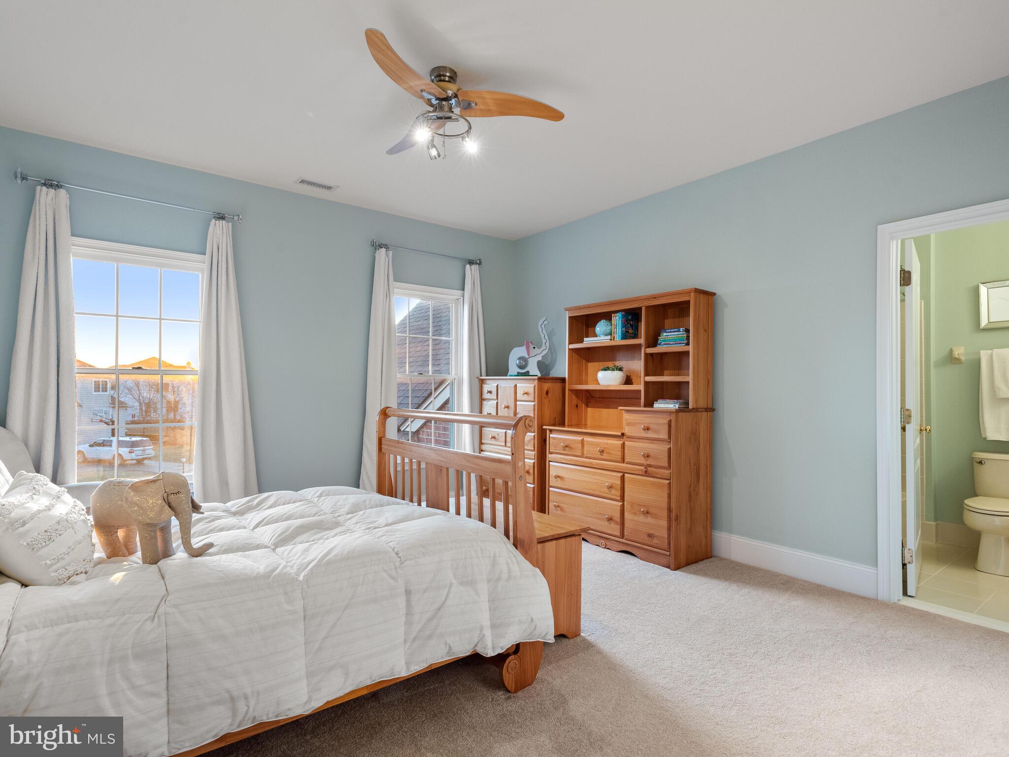 RIVERCREST - Residential